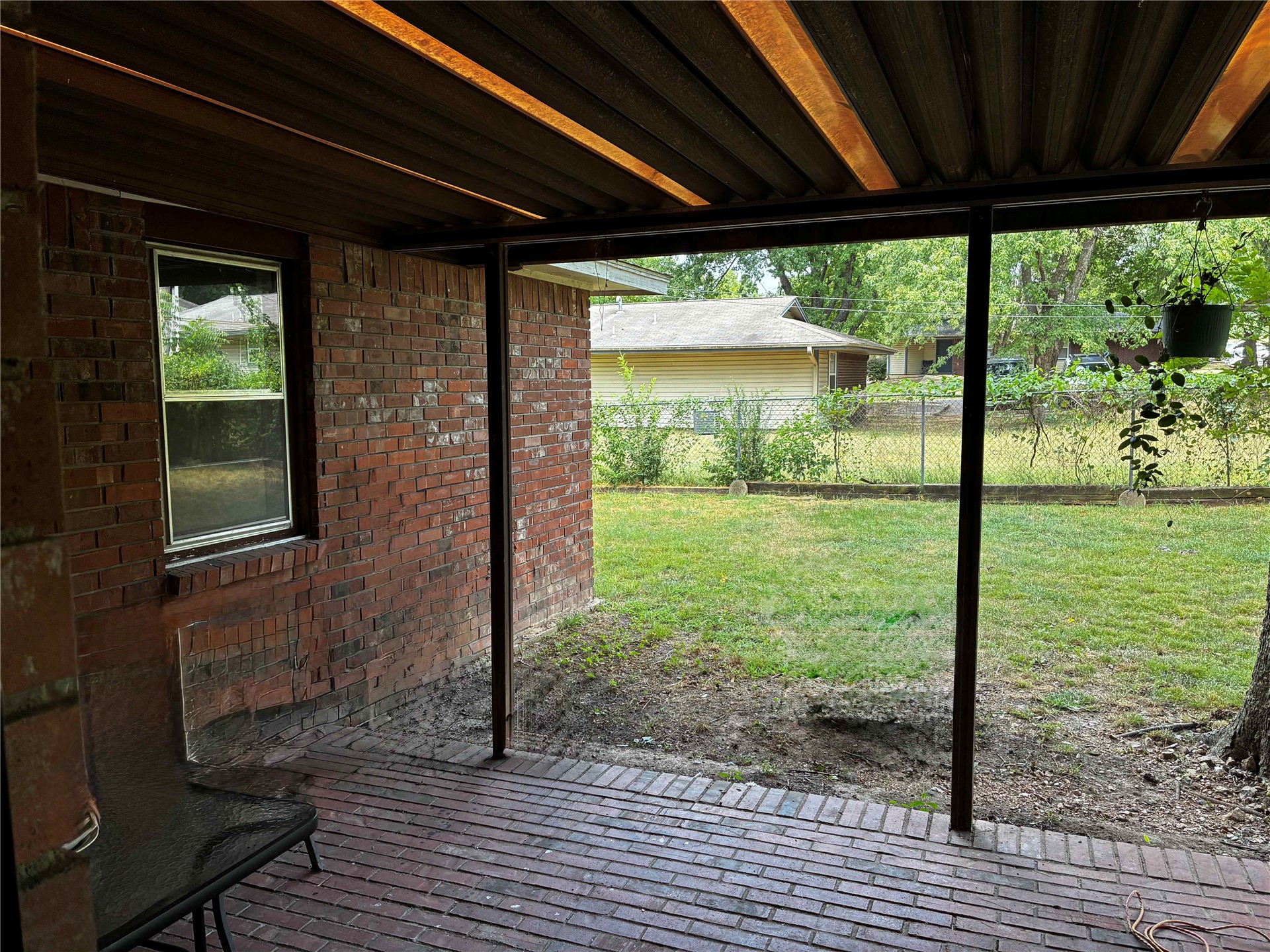 1913 White Avenue Tahlequah OK 74464