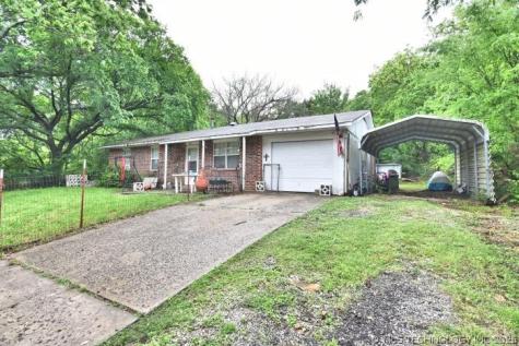 921 S Mullins Avenue Hominy OK 74035