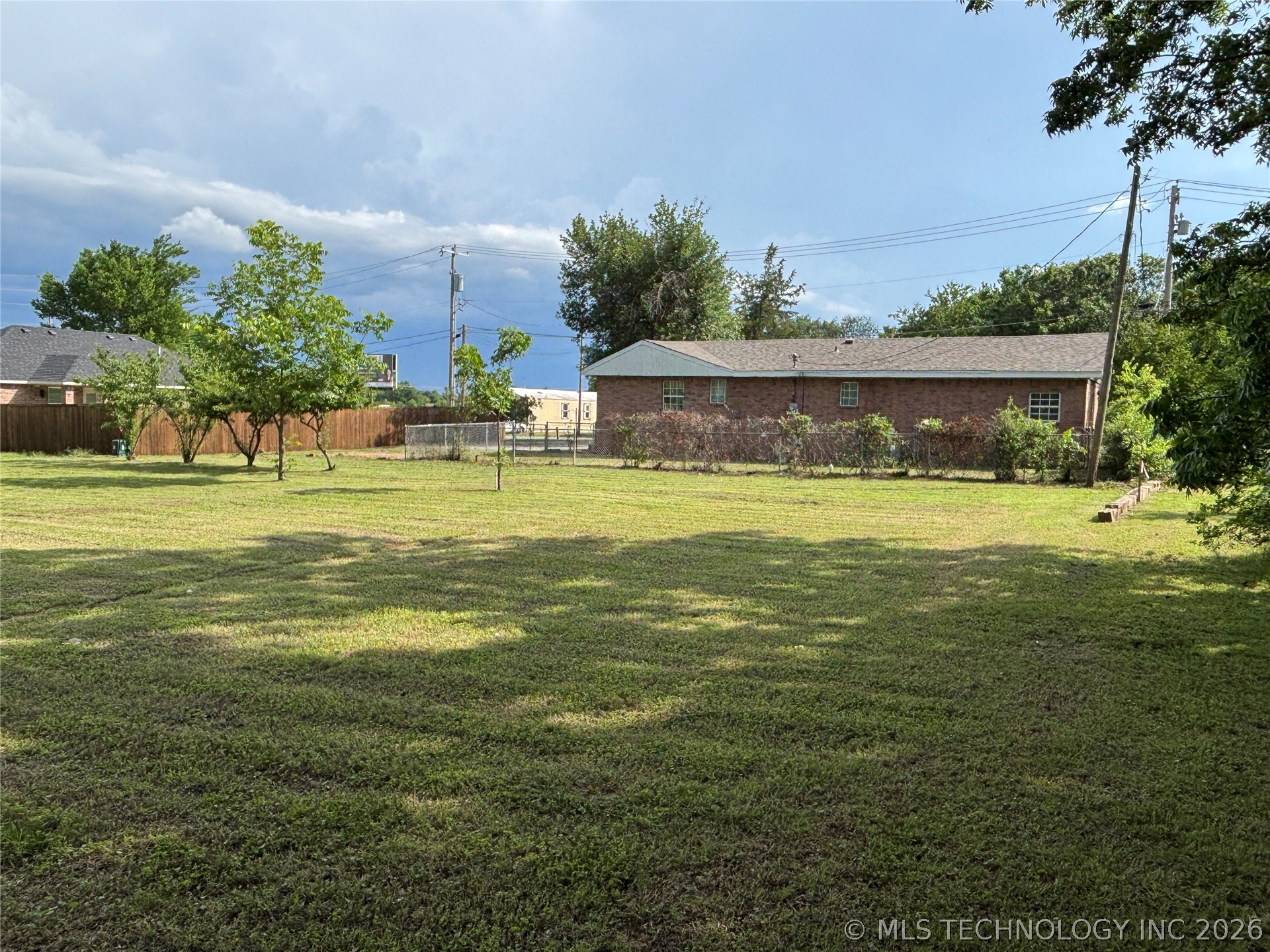 108 W Bryan Avenue Calera OK 74730
