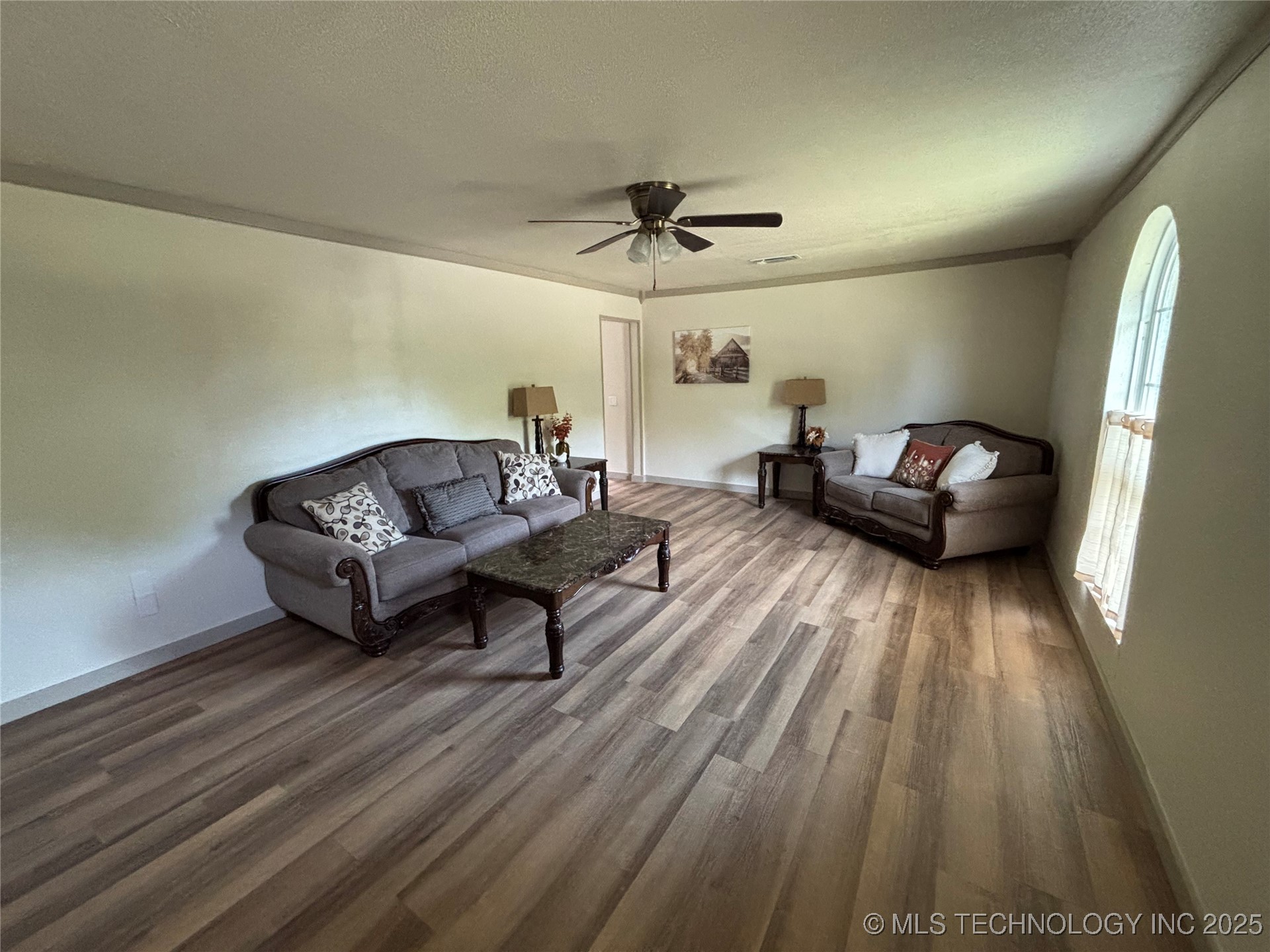 108 W Bryan Avenue Calera OK 74730