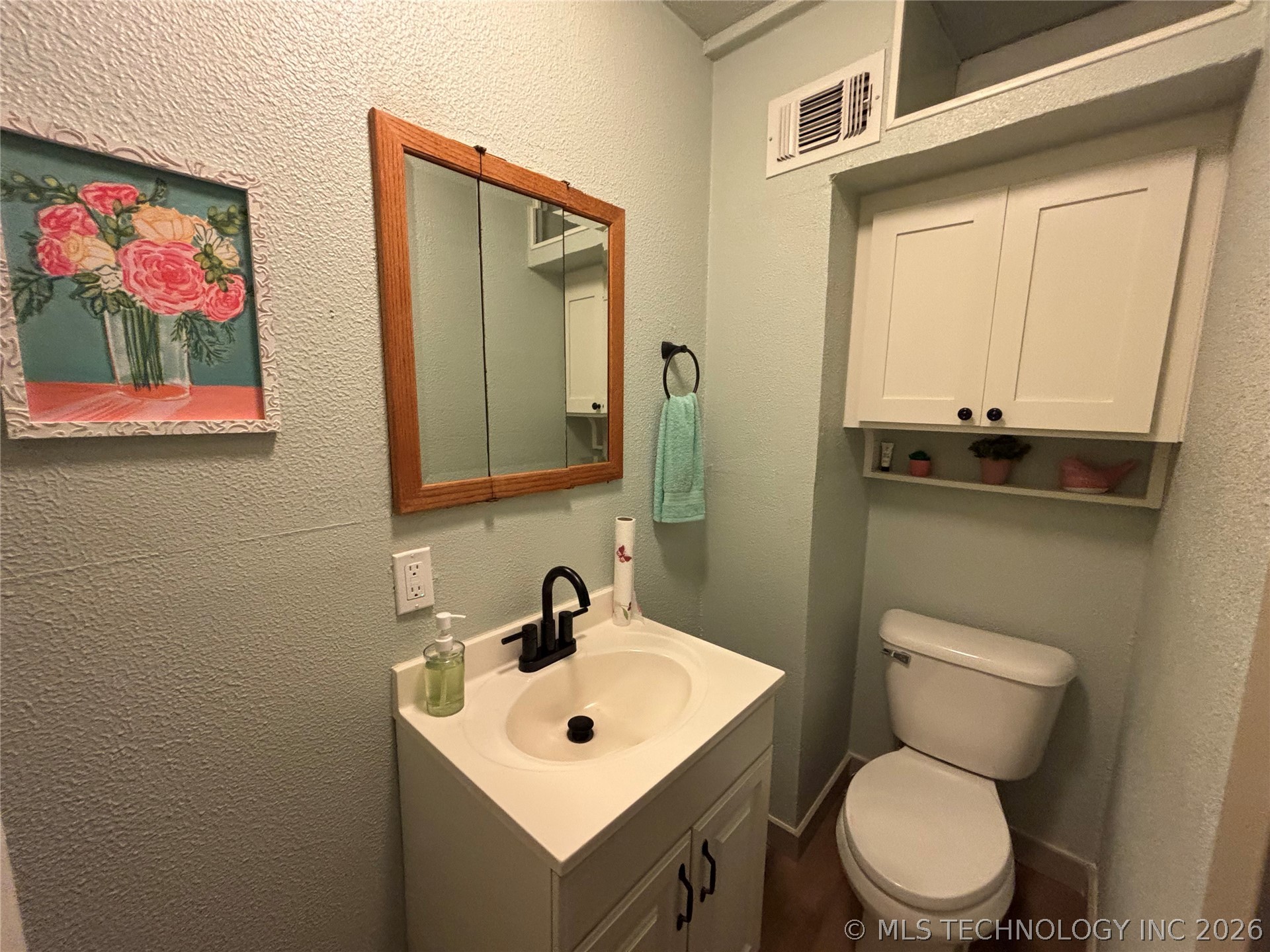 108 W Bryan Avenue Calera OK 74730