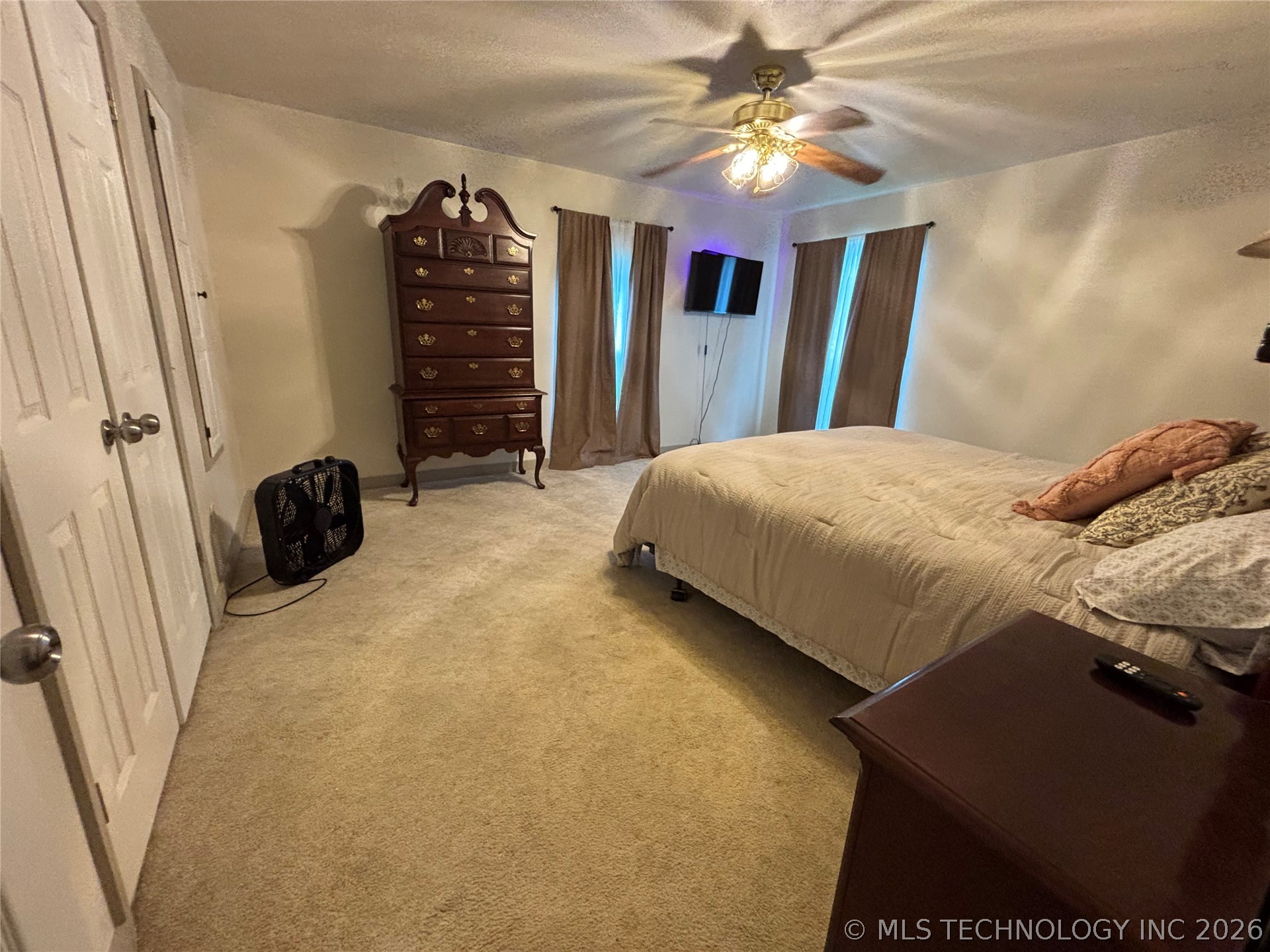 108 W Bryan Avenue Calera OK 74730