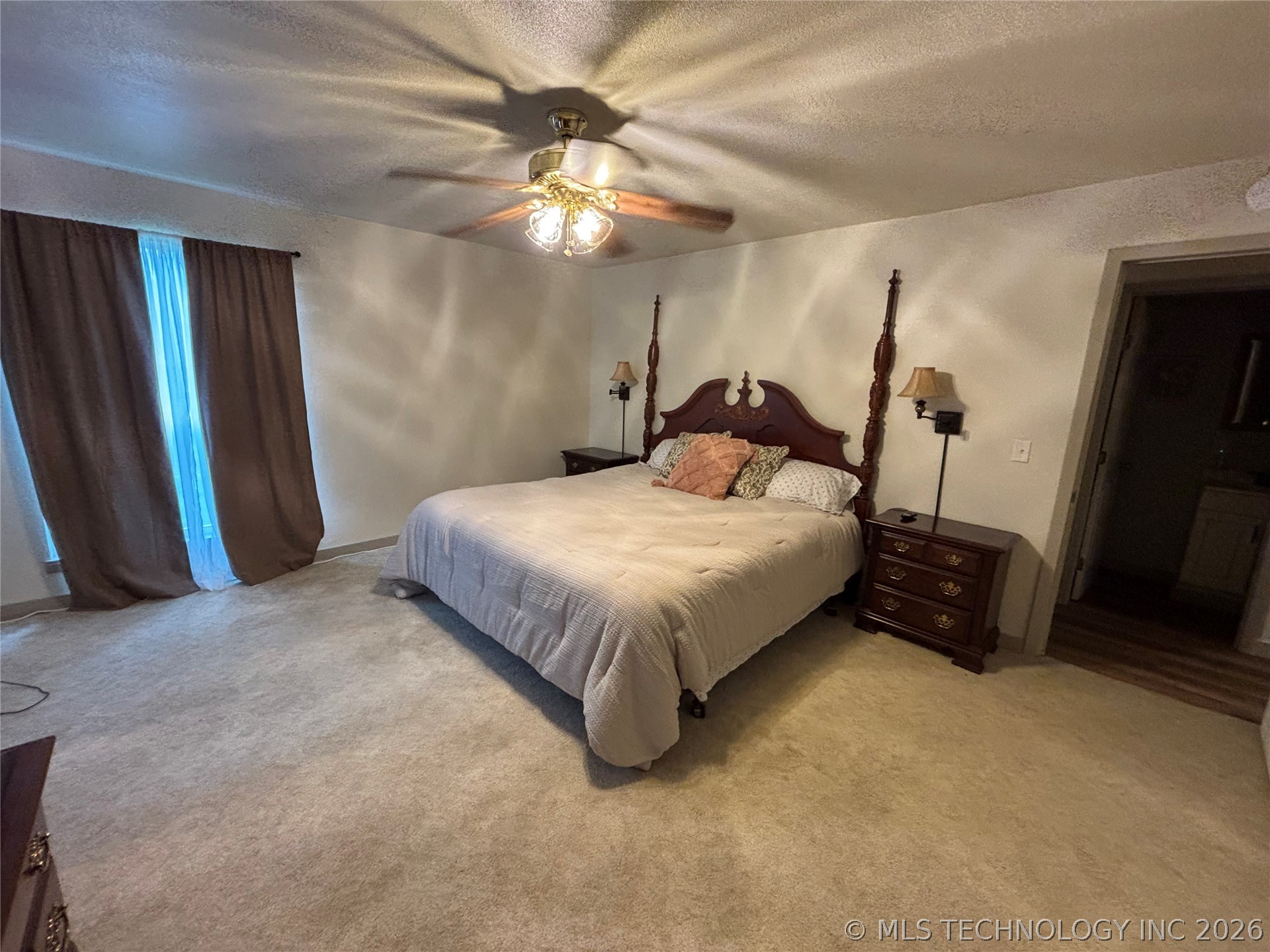 108 W Bryan Avenue Calera OK 74730