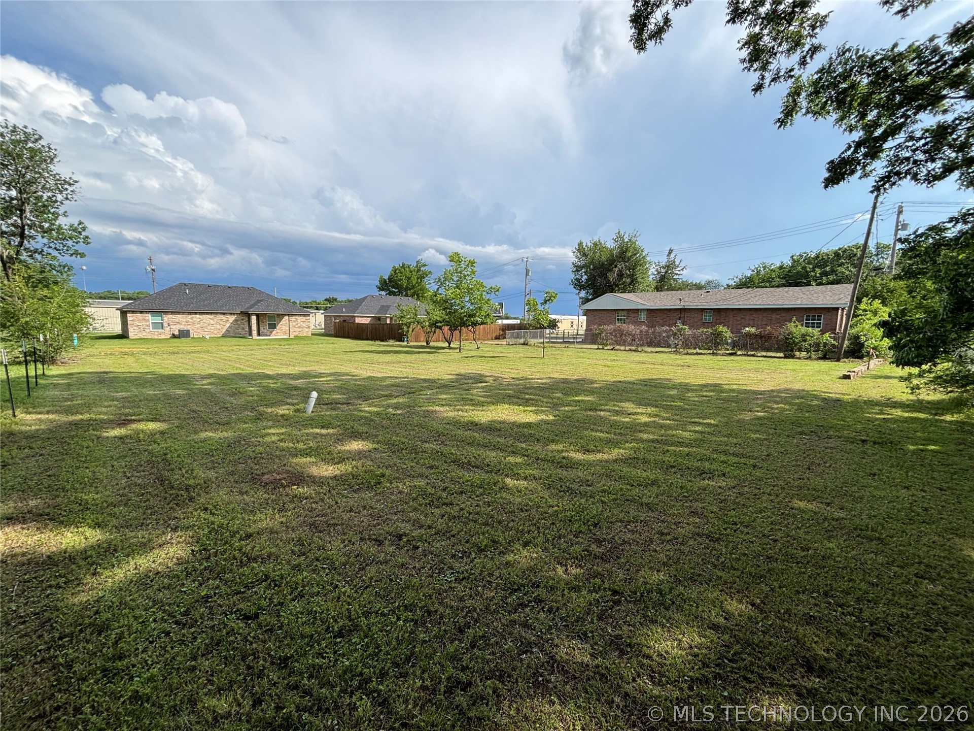 108 W Bryan Avenue Calera OK 74730