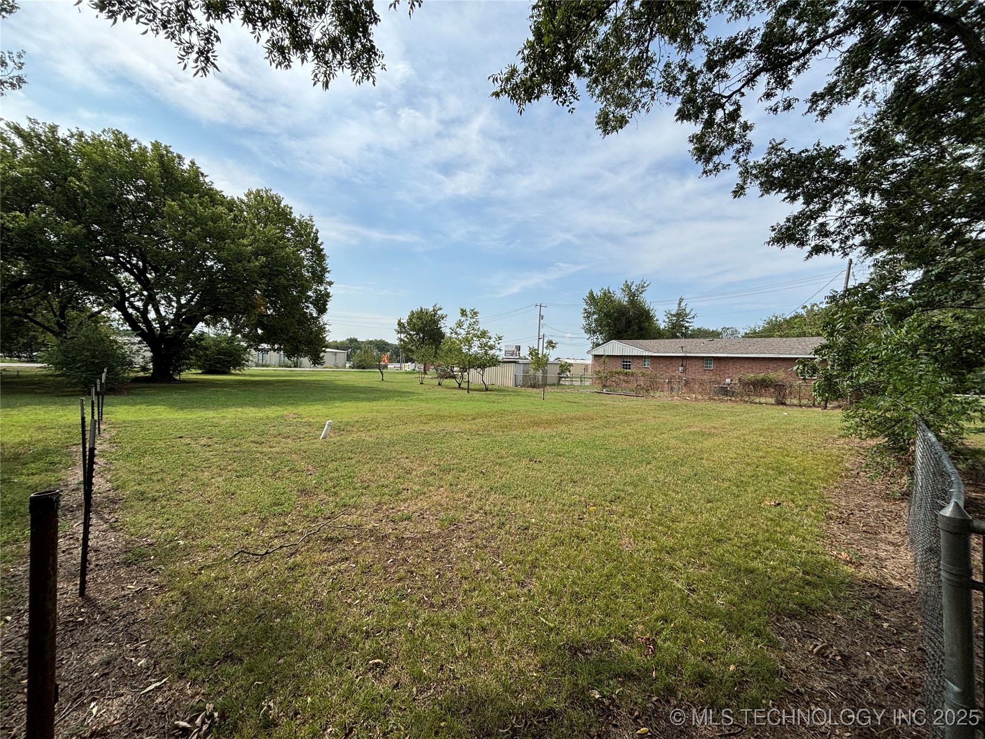 108 W Bryan Avenue Calera OK 74730