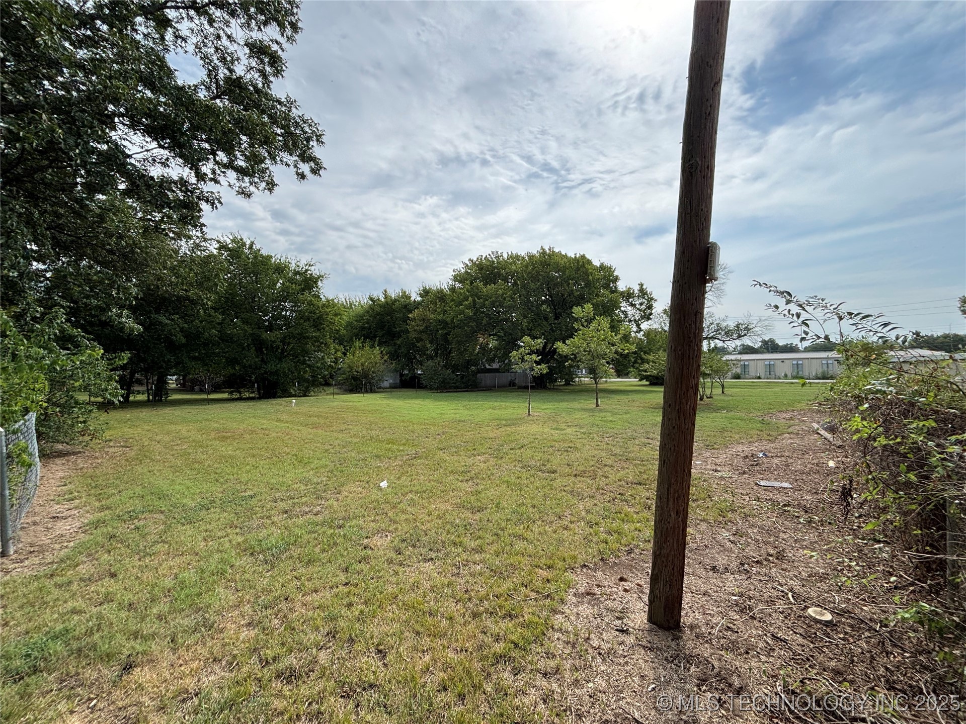 108 W Bryan Avenue Calera OK 74730