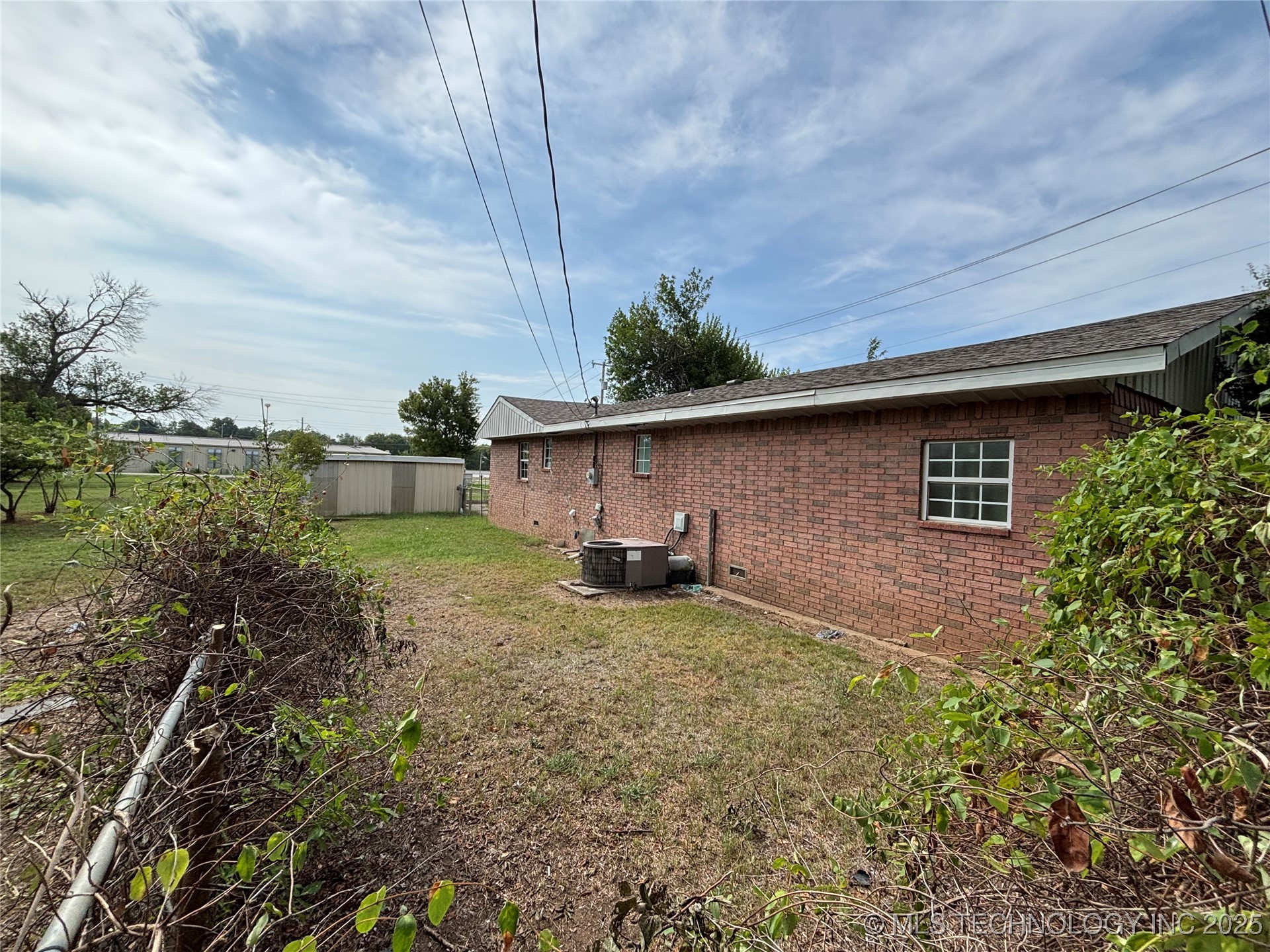 108 W Bryan Avenue Calera OK 74730