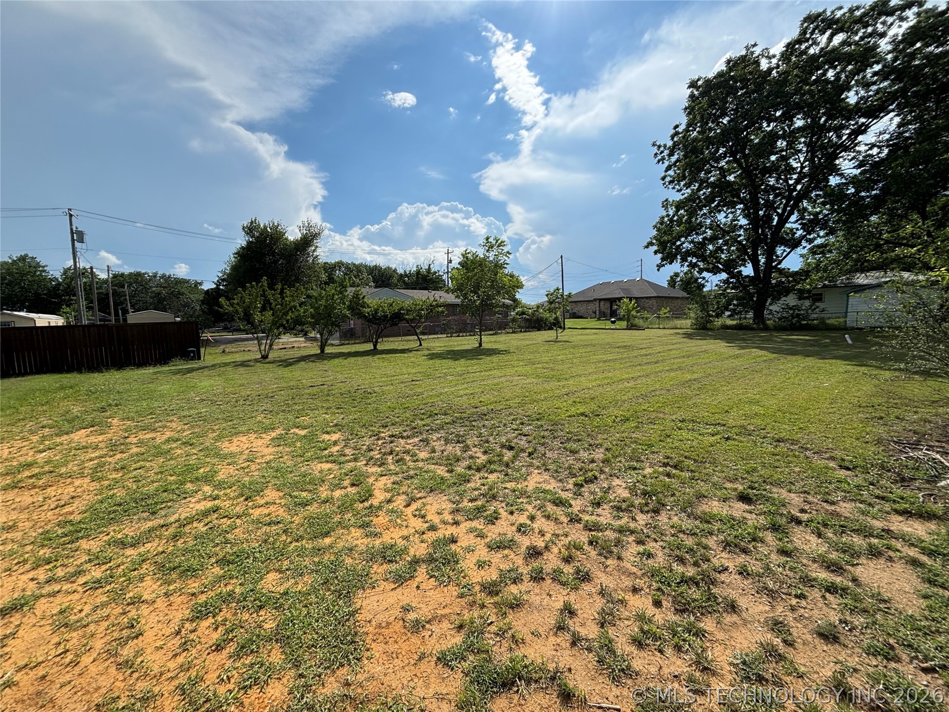108 W Bryan Avenue Calera OK 74730
