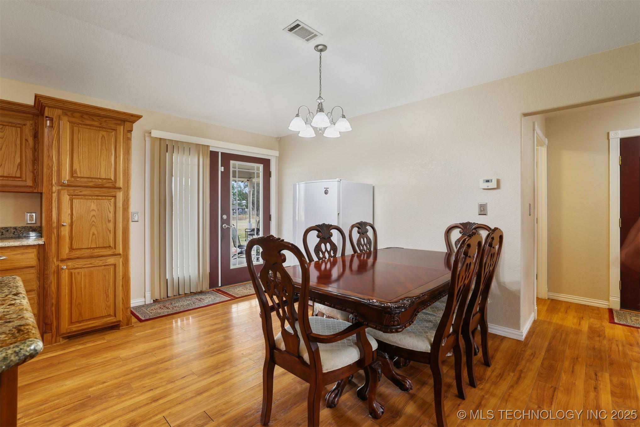 49 E 2nd Durant OK 74701