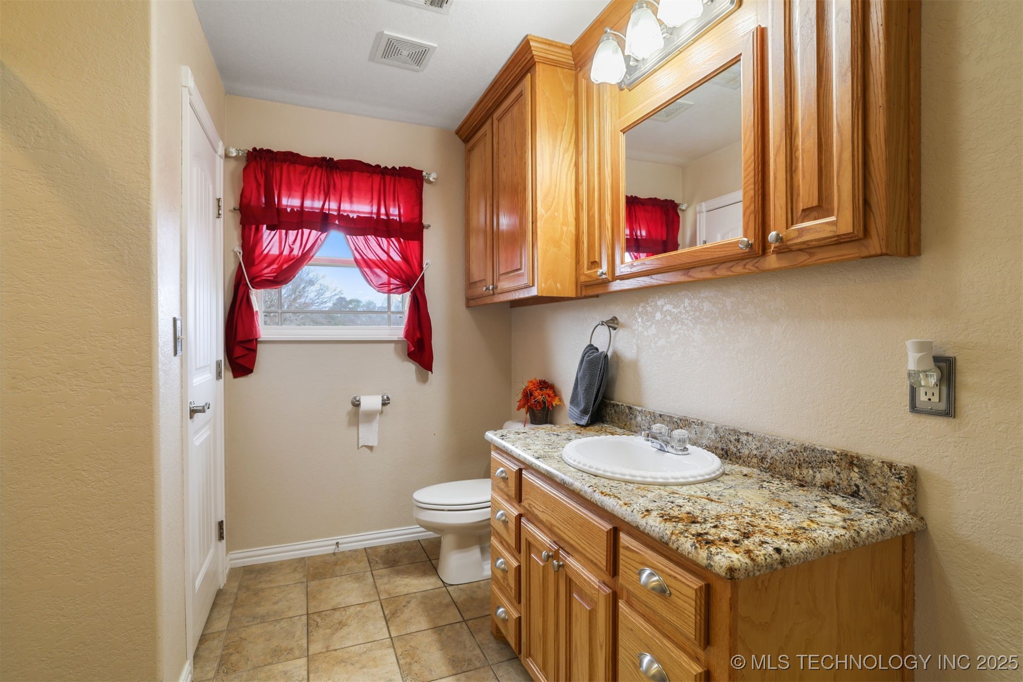 49 E 2nd Durant OK 74701