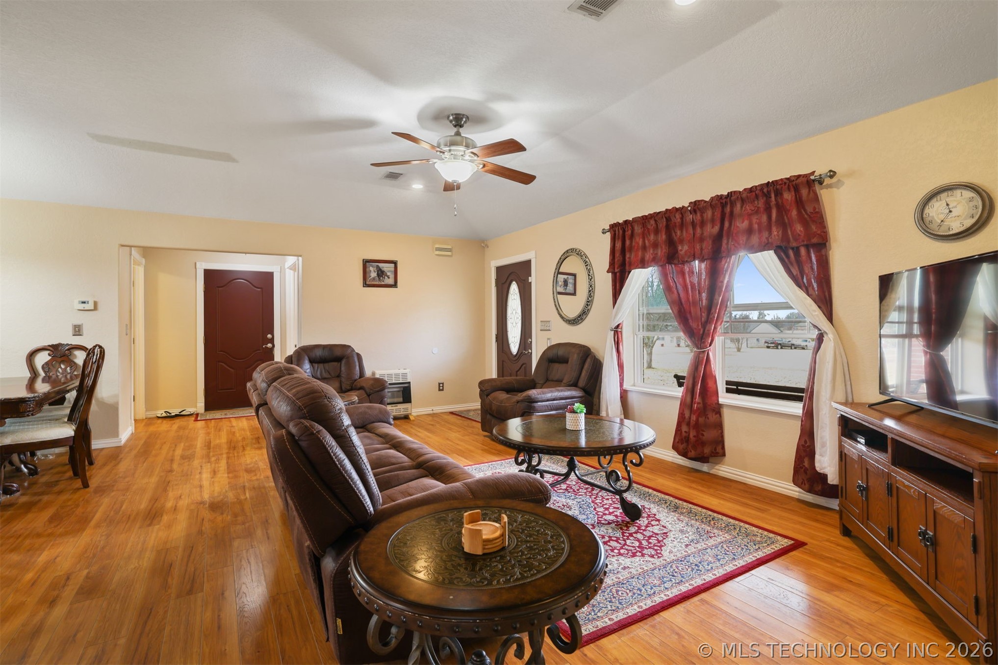 49 E 2nd Durant OK 74701