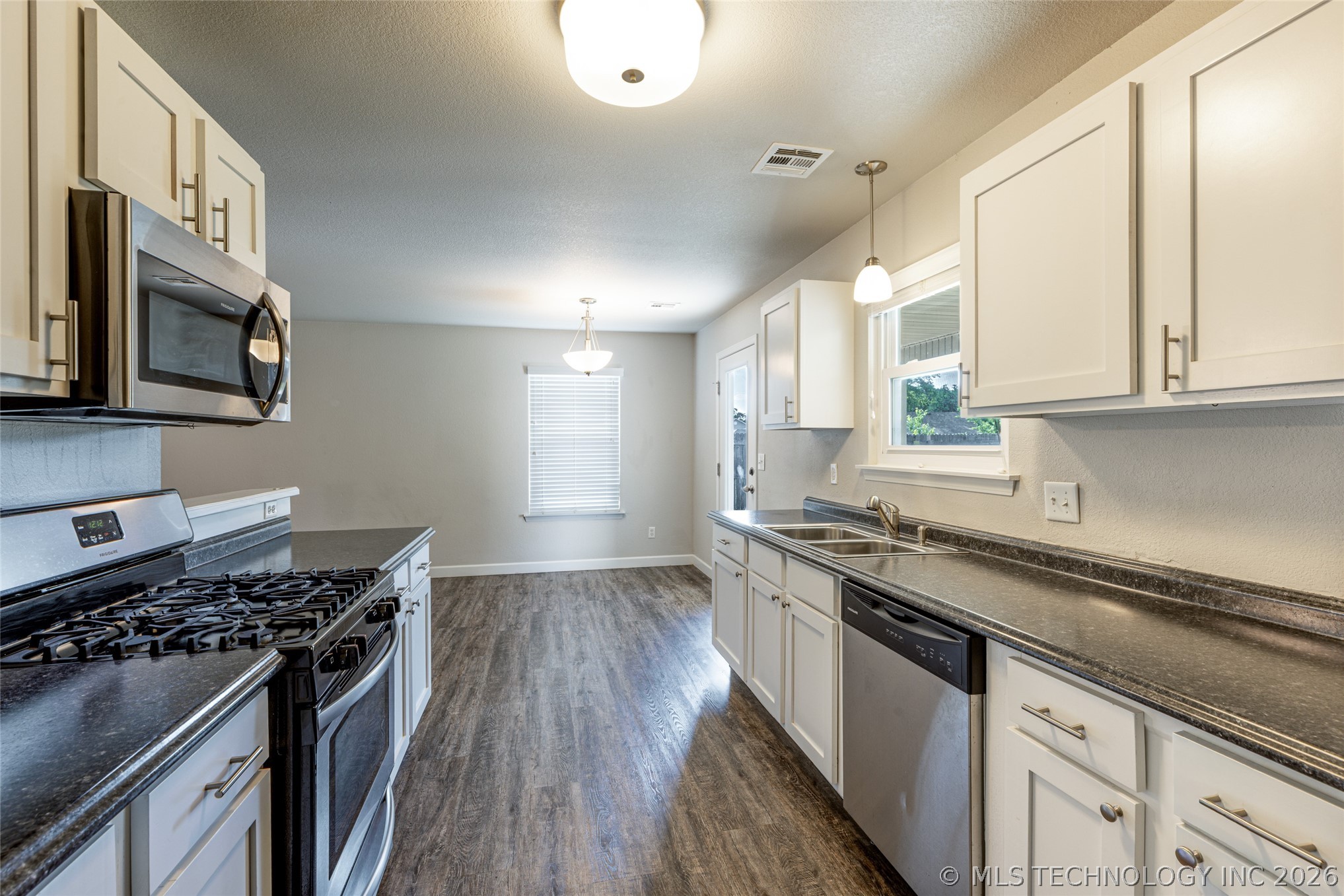 1105 W 22nd Street Claremore OK 74017