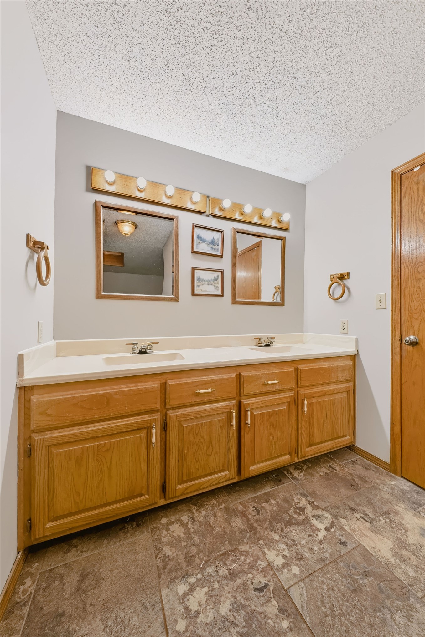 465583 Highway 141 Gans OK 74936