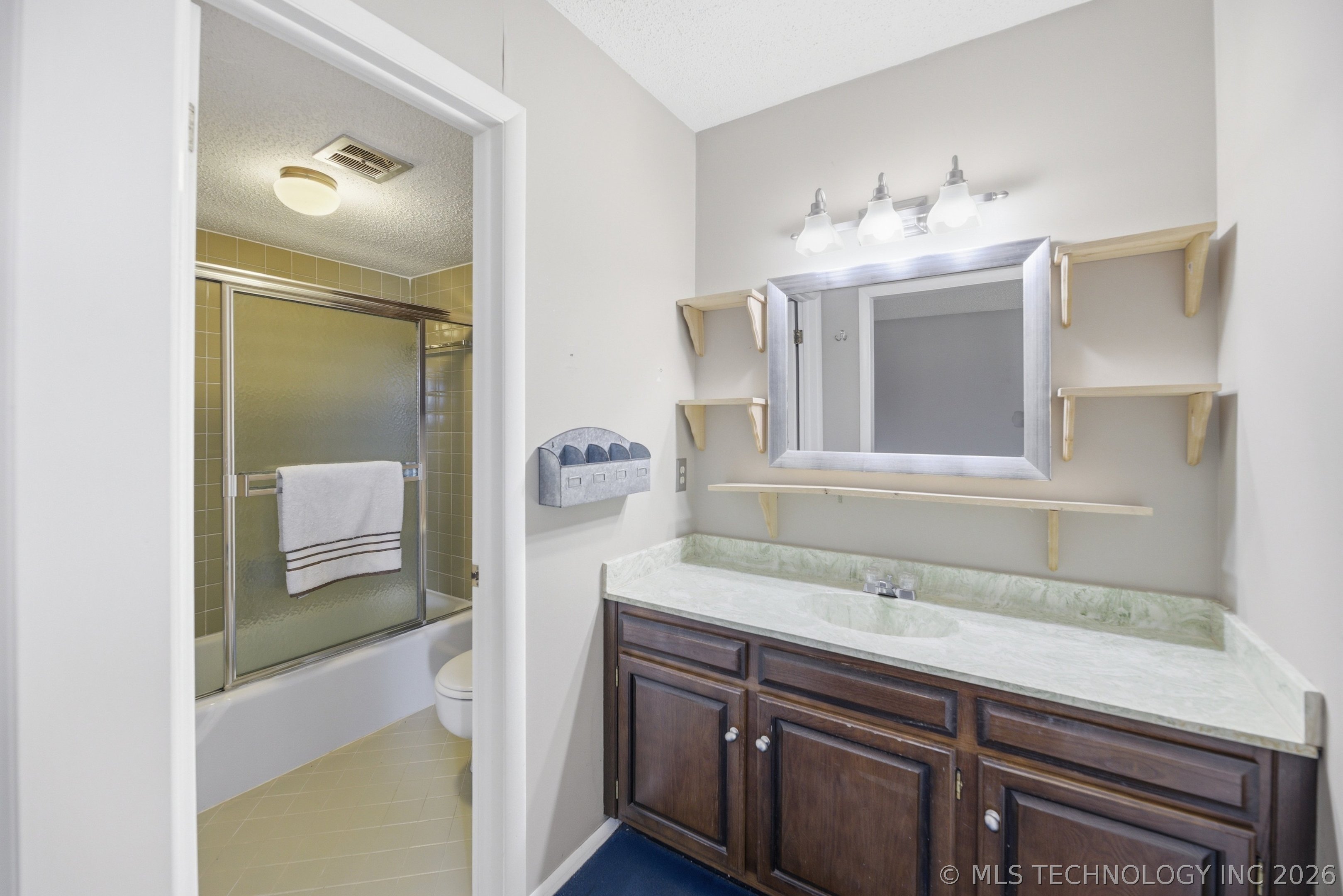 4335 Lakewood Avenue Tulsa OK 74135