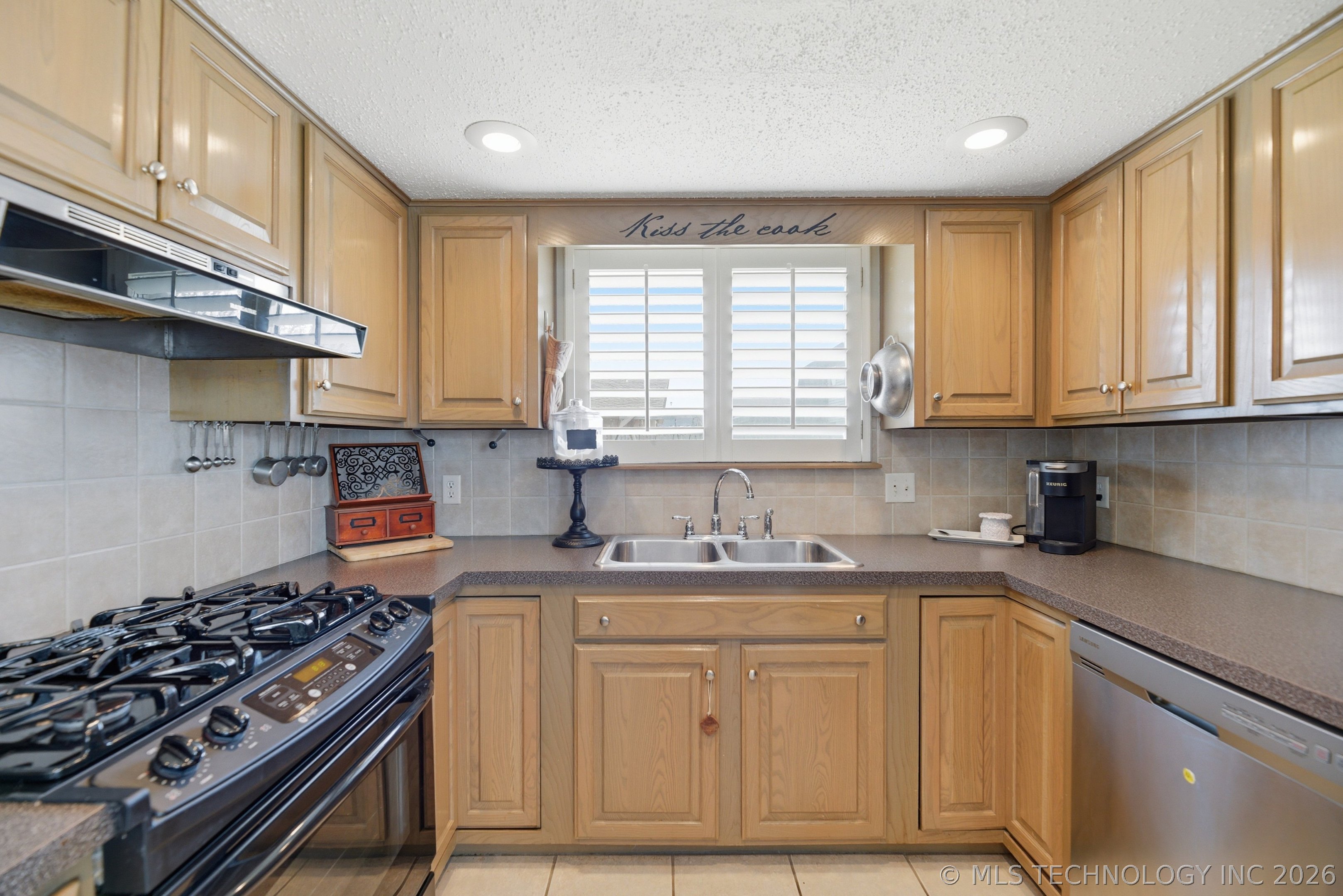 4335 Lakewood Avenue Tulsa OK 74135