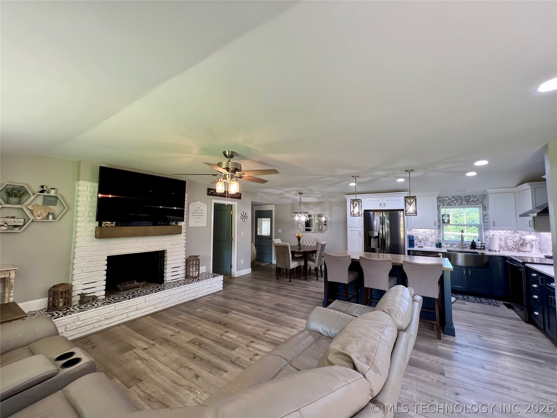 20014 Highway 32 Kingston OK 73439