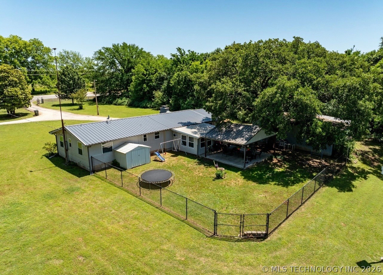 20014 Highway 32 Kingston OK 73439