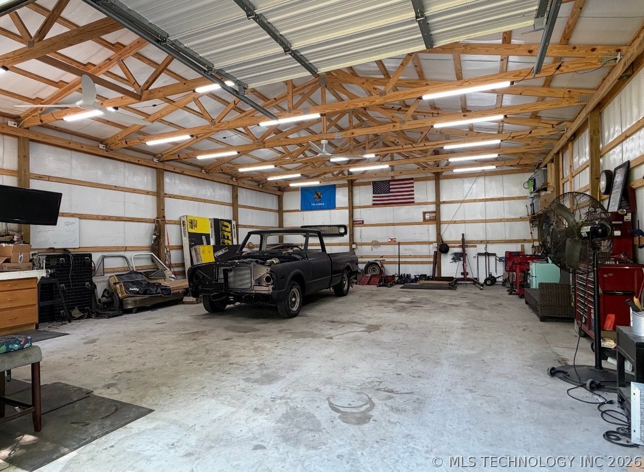 20014 Highway 32 Kingston OK 73439