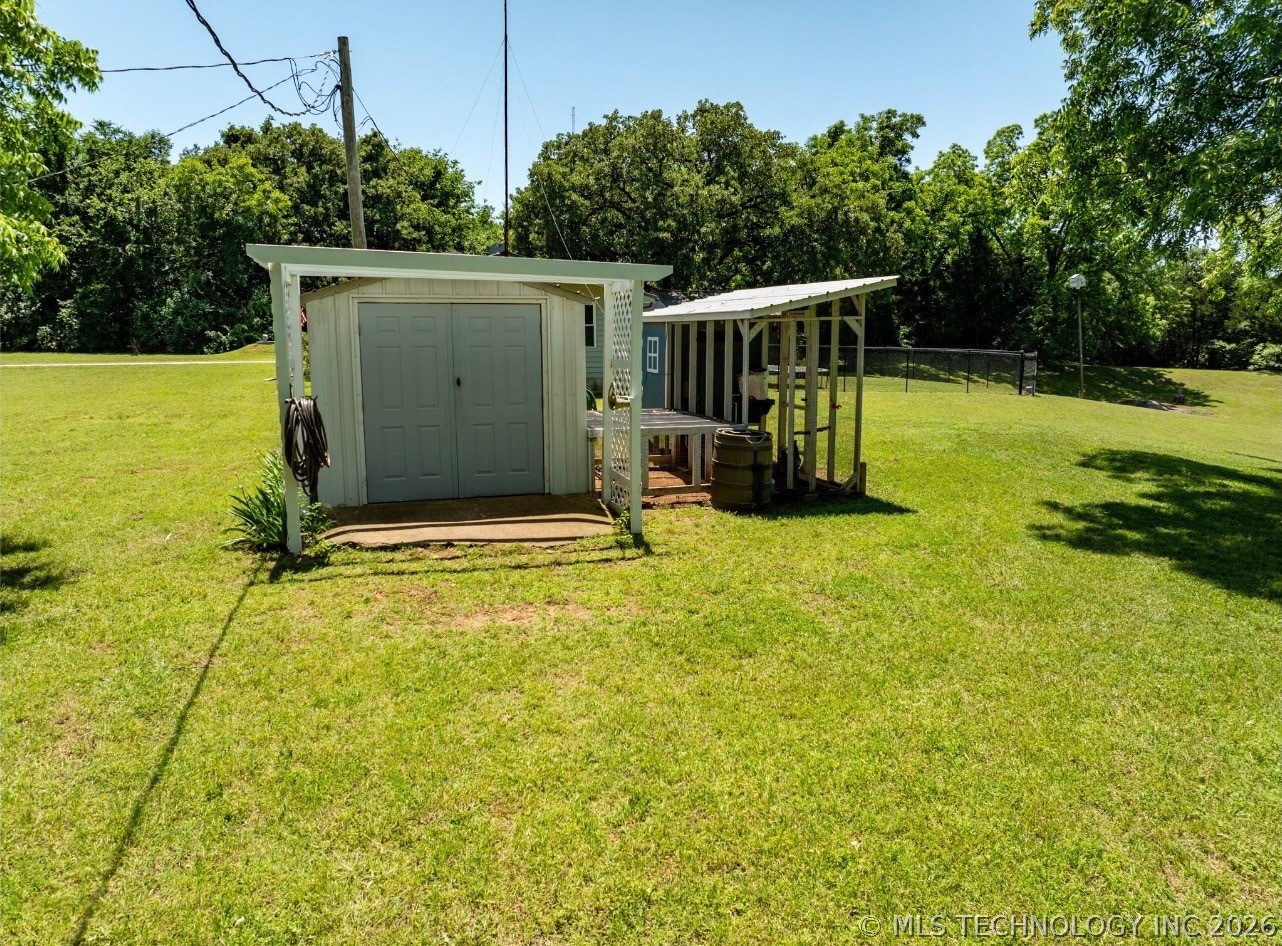 20014 Highway 32 Kingston OK 73439