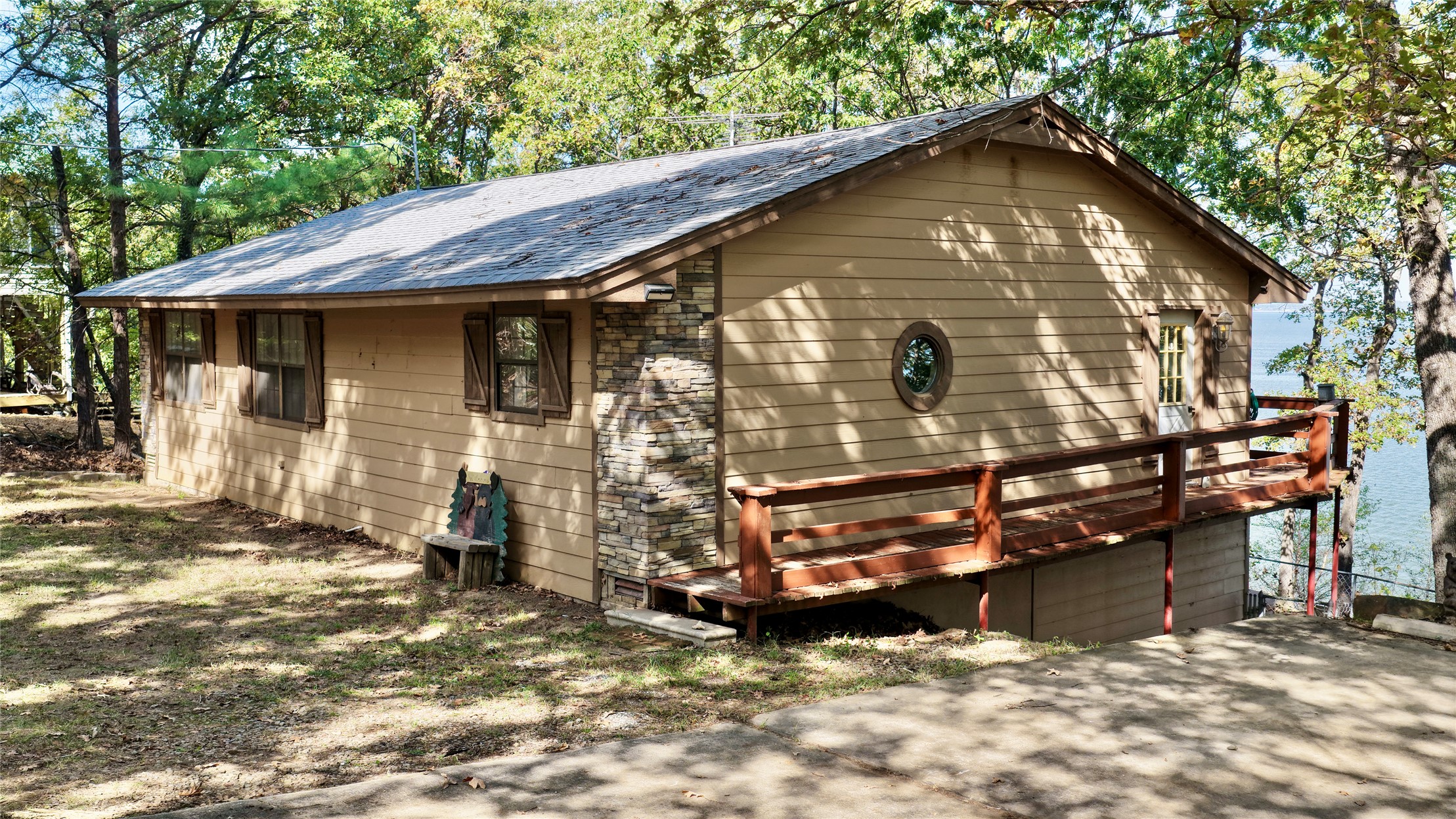 1526 Robin Hood Road Eufaula OK 74432