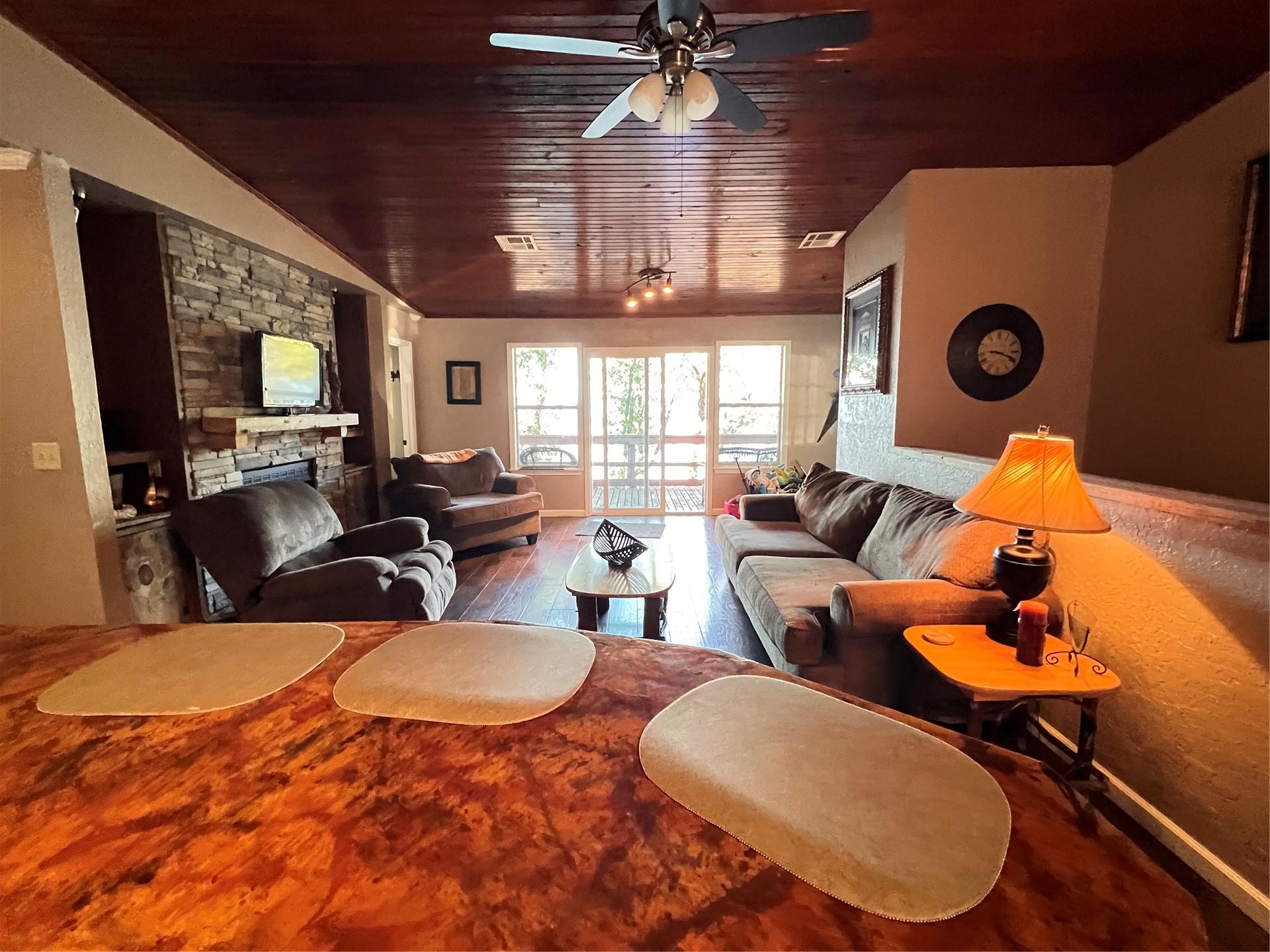 1526 Robin Hood Road Eufaula OK 74432