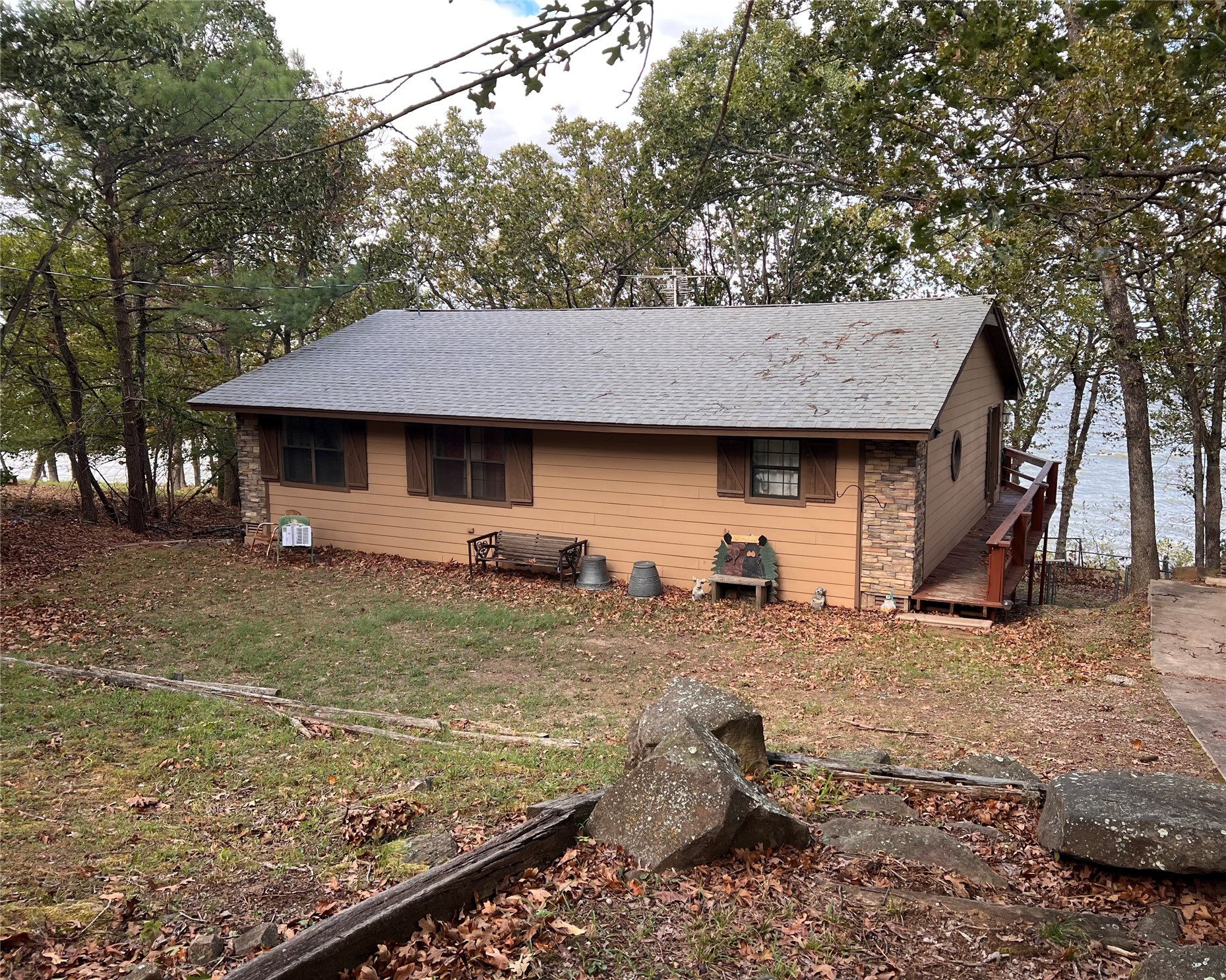 1526 Robin Hood Road Eufaula OK 74432