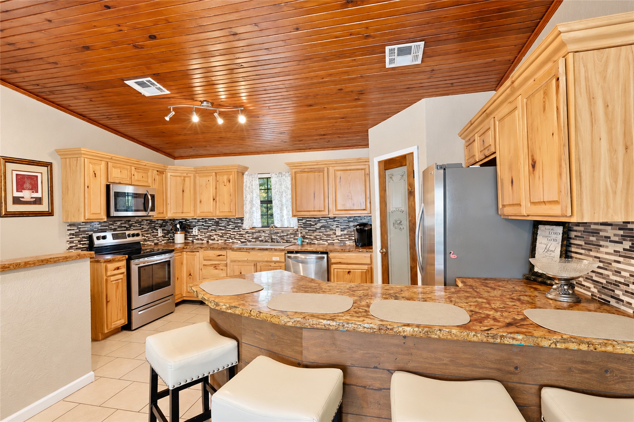 1526 Robin Hood Road Eufaula OK 74432
