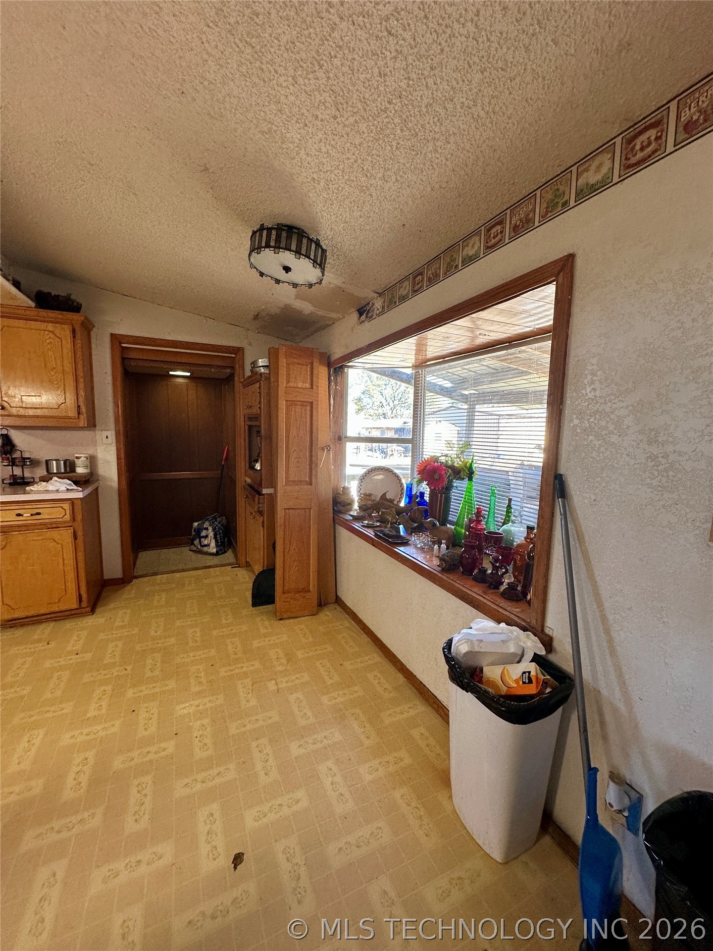 5924 Kickapoo Avenue Kingston OK 73439
