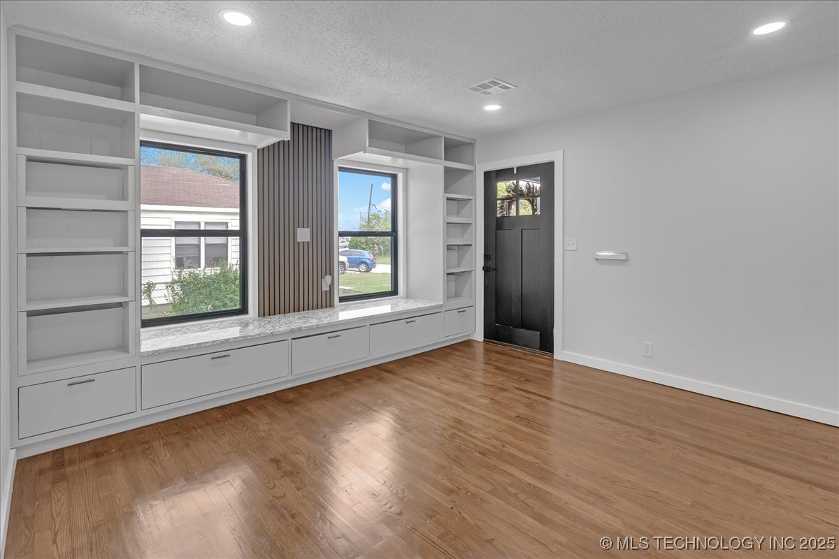 1942 N Oxford Avenue Tulsa OK 74115
