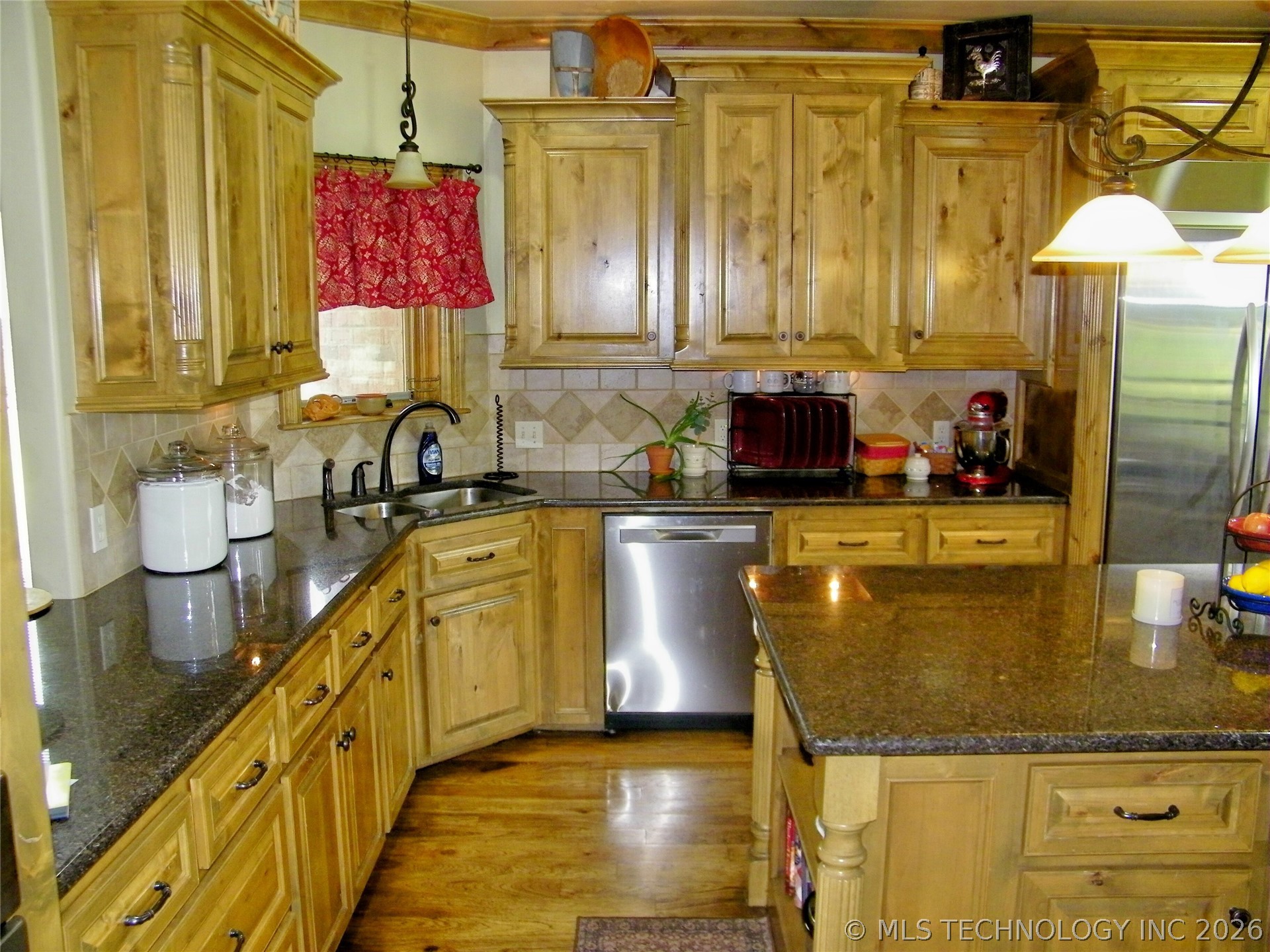 1200 Hickory Wellston OK 74881
