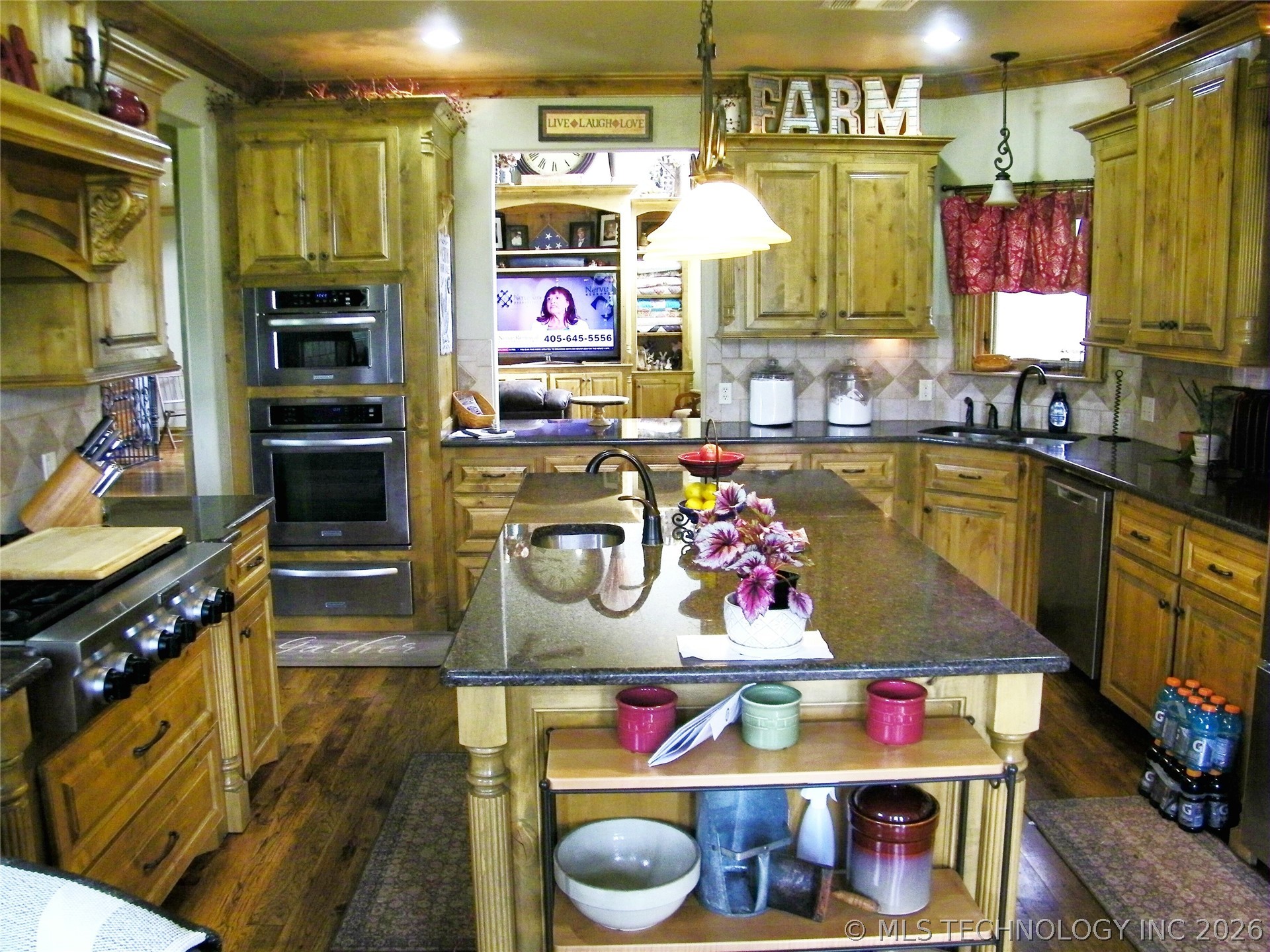1200 Hickory Wellston OK 74881