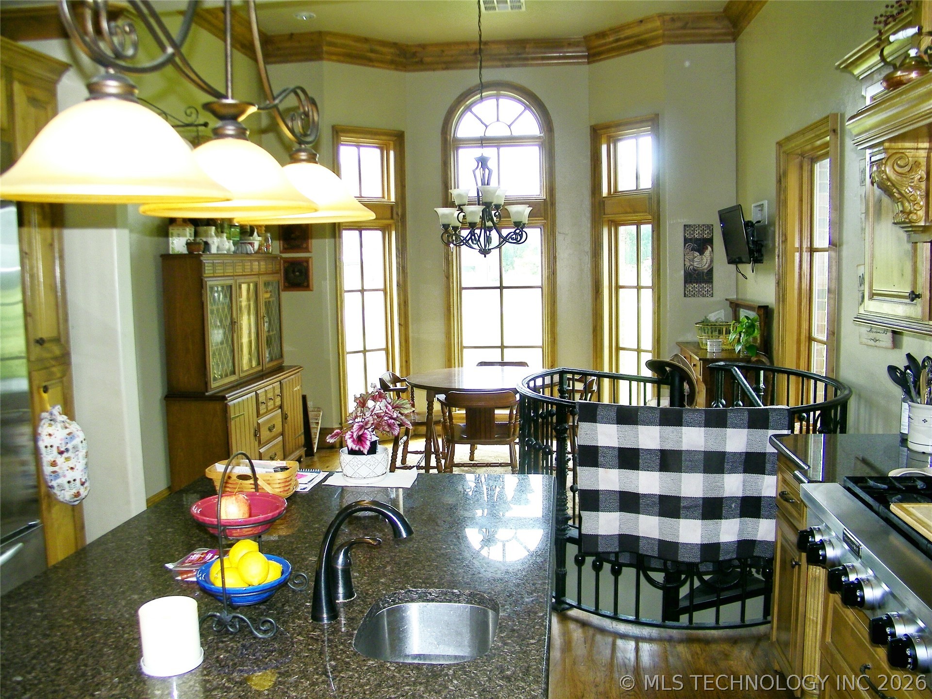 1200 Hickory Wellston OK 74881