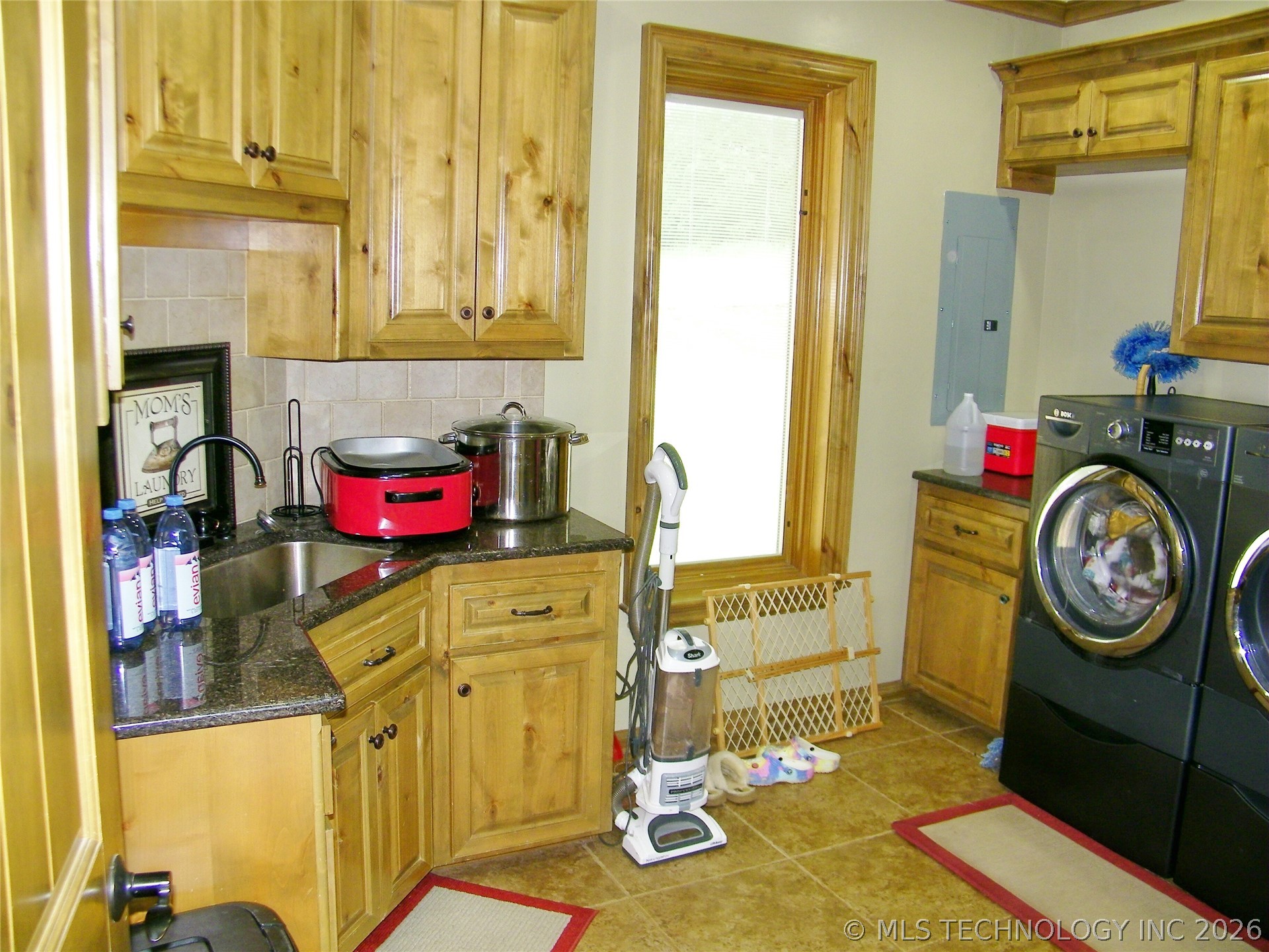 1200 Hickory Wellston OK 74881