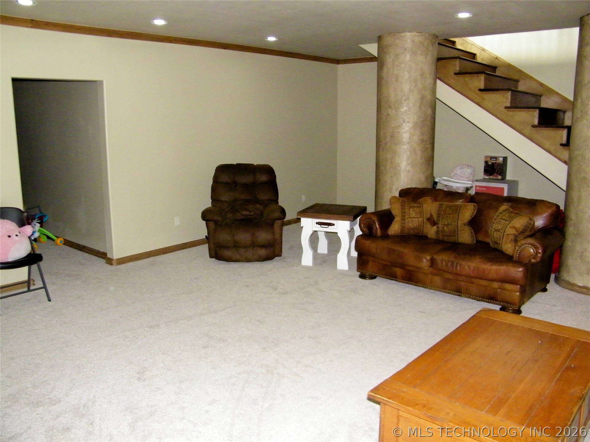 1200 Hickory Wellston OK 74881