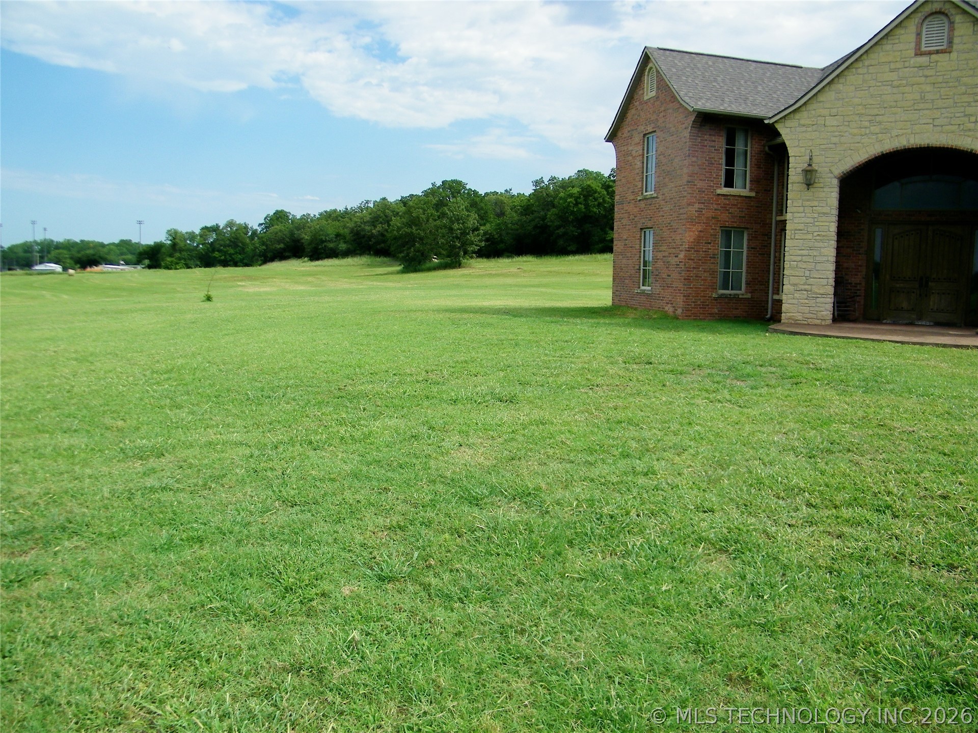 1200 Hickory Wellston OK 74881