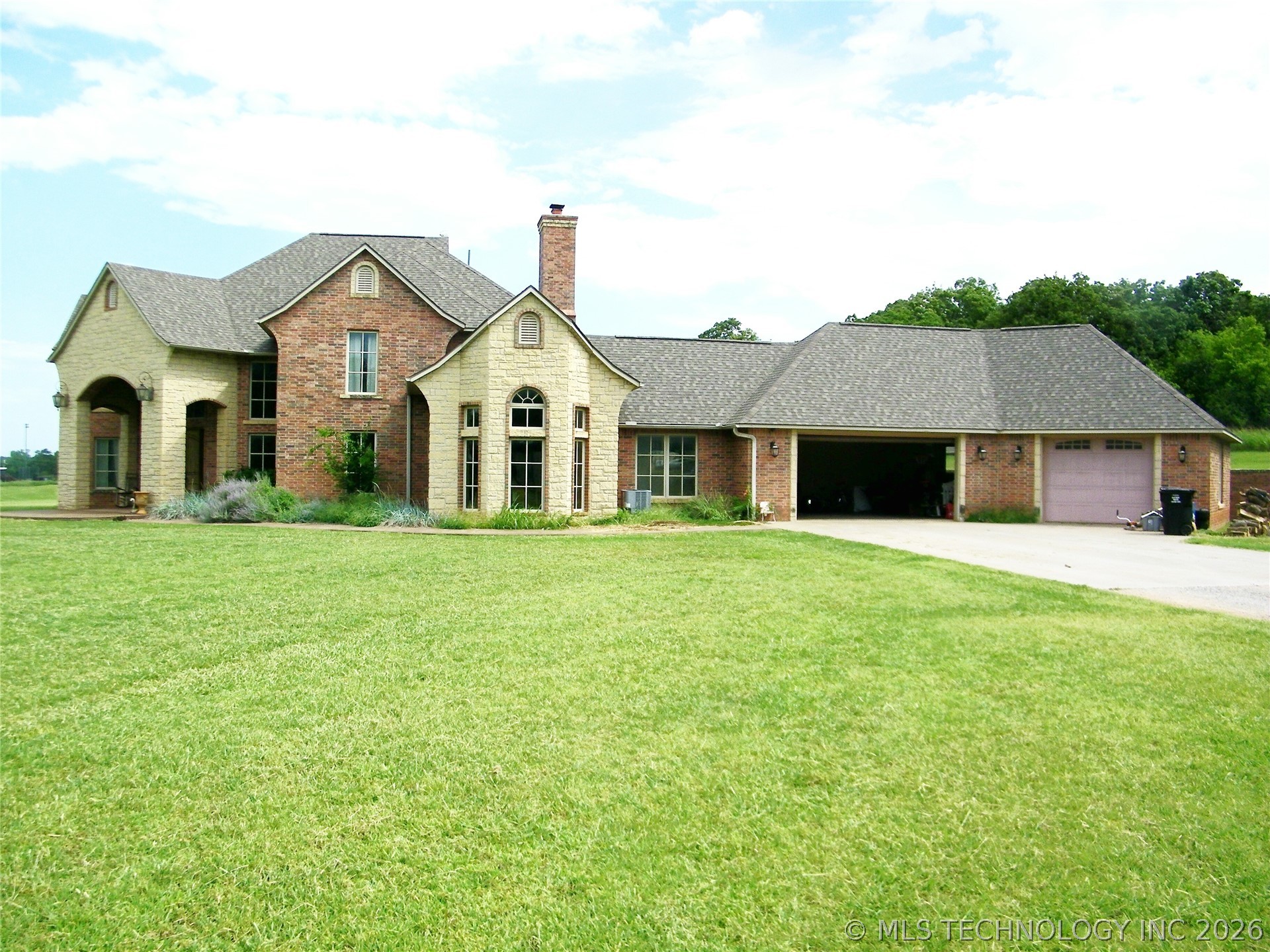 1200 Hickory Wellston OK 74881