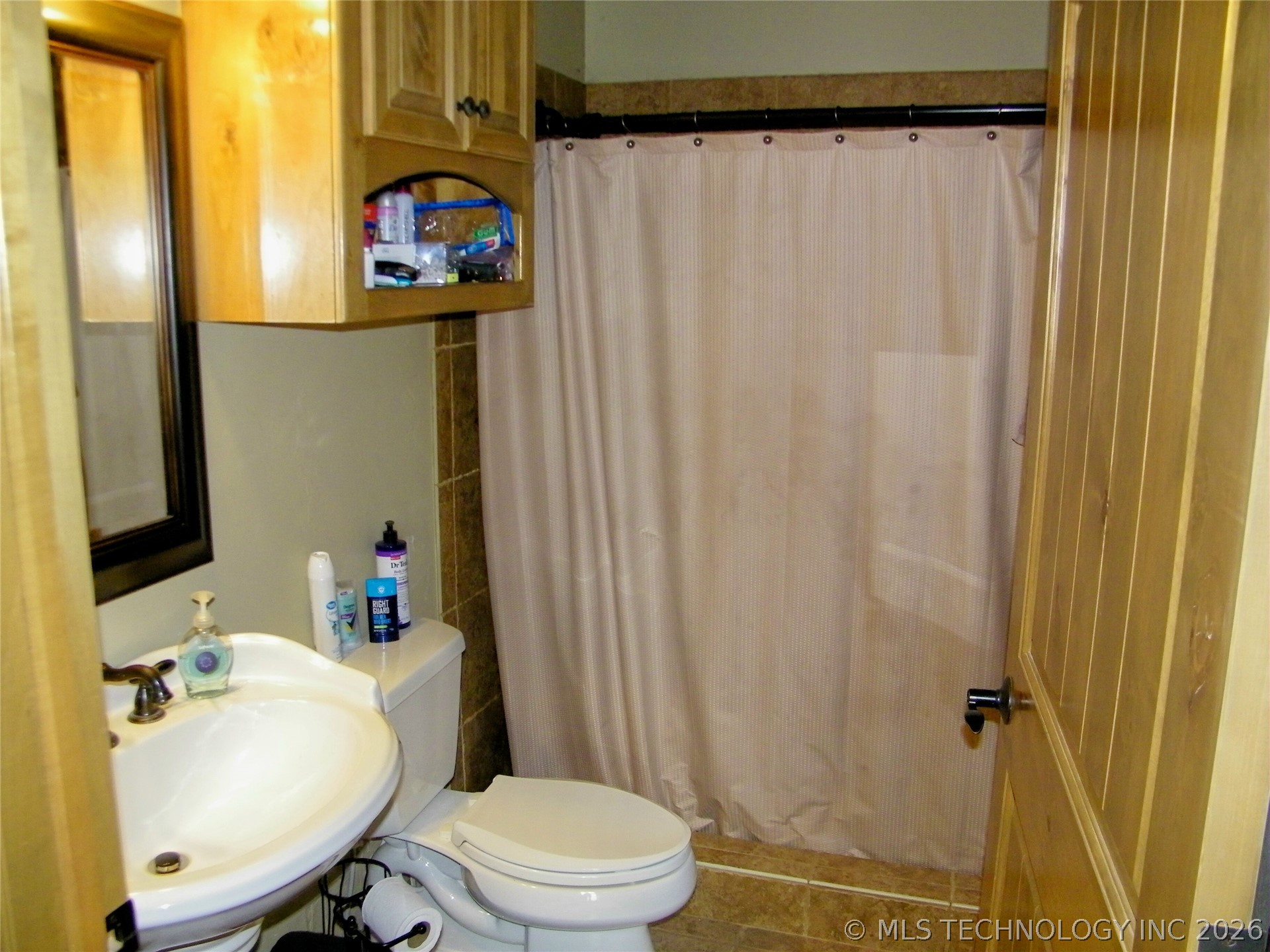 1200 Hickory Wellston OK 74881