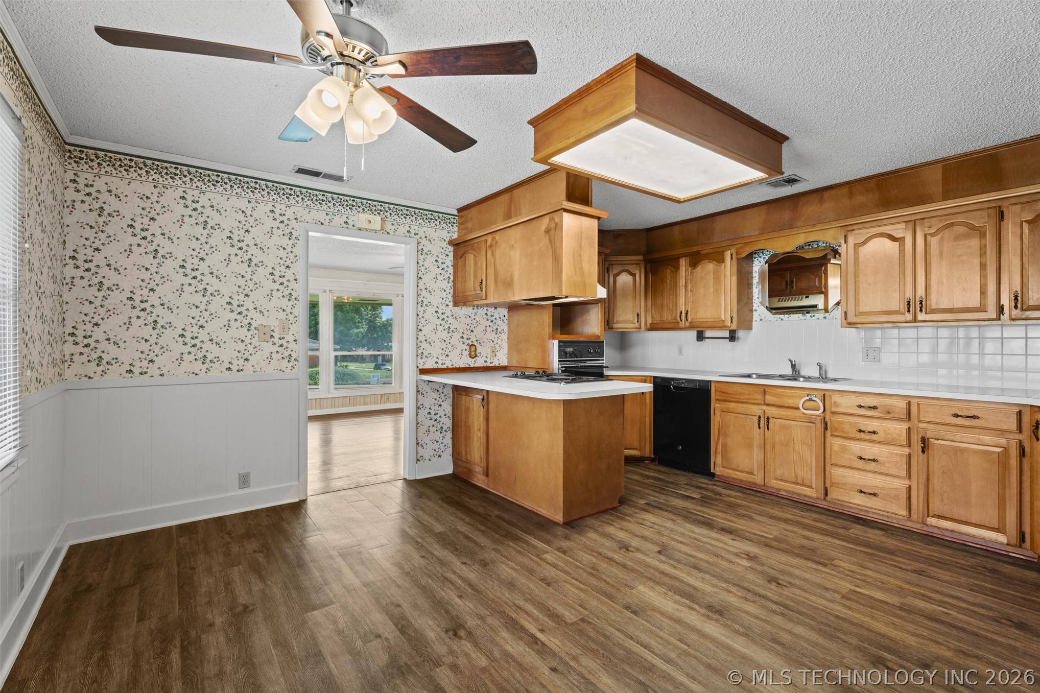 4112 E Frank Phillips Boulevard Bartlesville OK 74006
