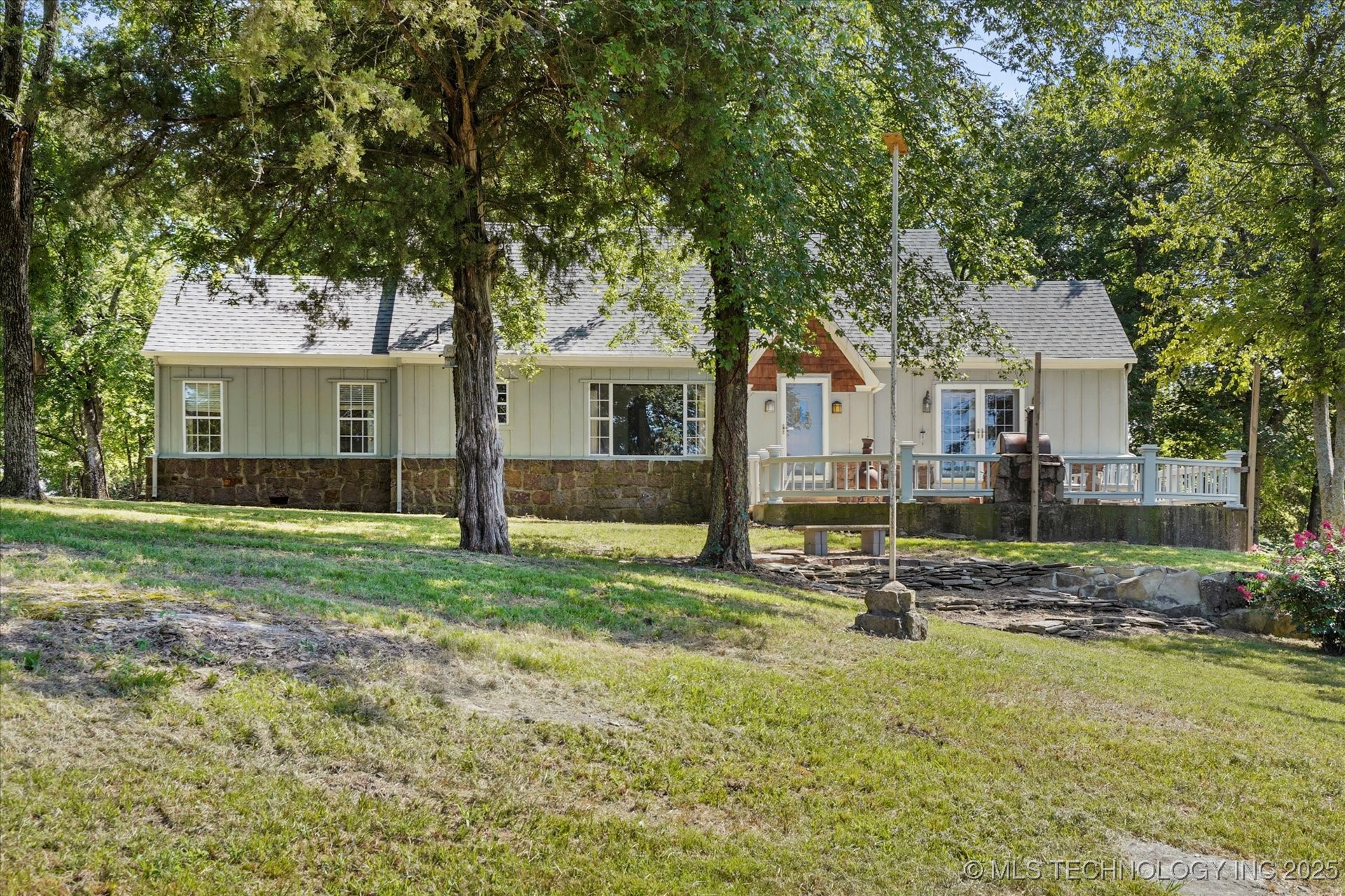 5055 E 425 Road Adair OK 74330