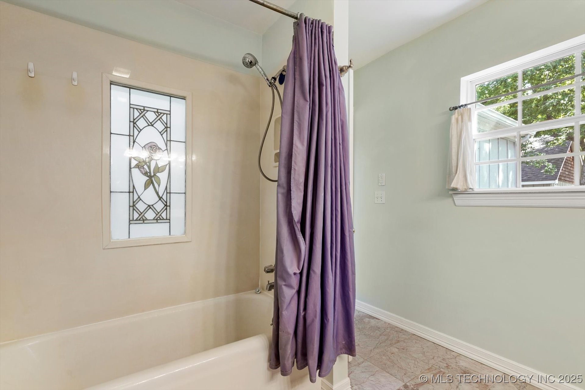 5055 E 425 Road Adair OK 74330