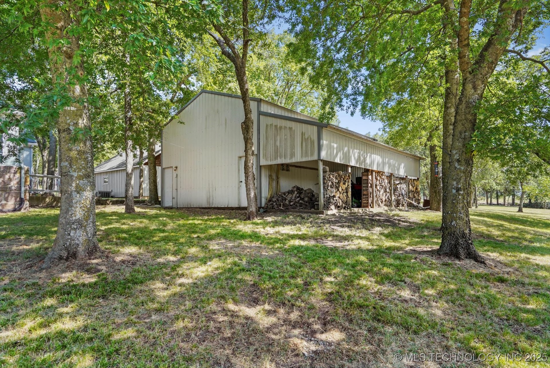 5055 E 425 Road Adair OK 74330