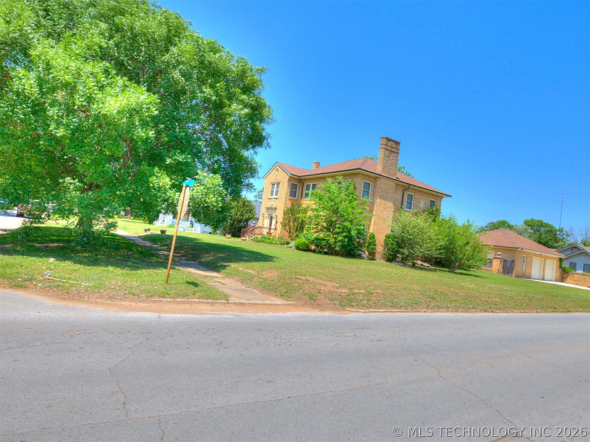 401 W 6th Avenue Bristow OK 74010