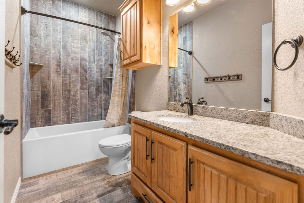 108 Tallgrass Street Calera OK 74730