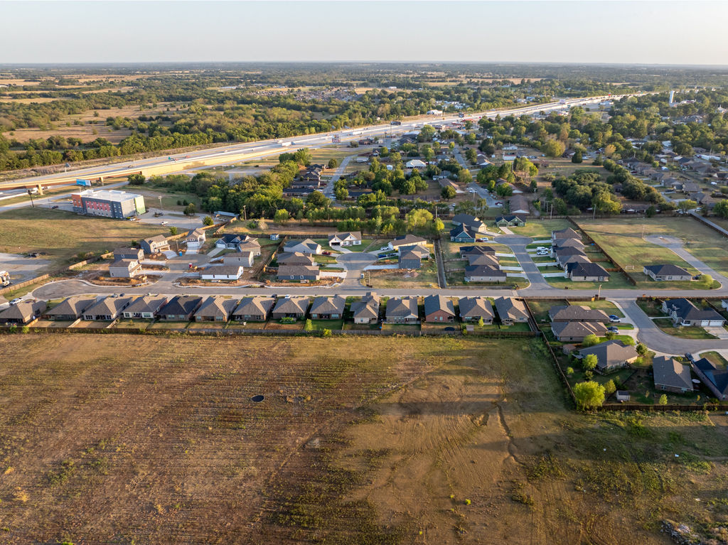 108 Tallgrass Street Calera OK 74730