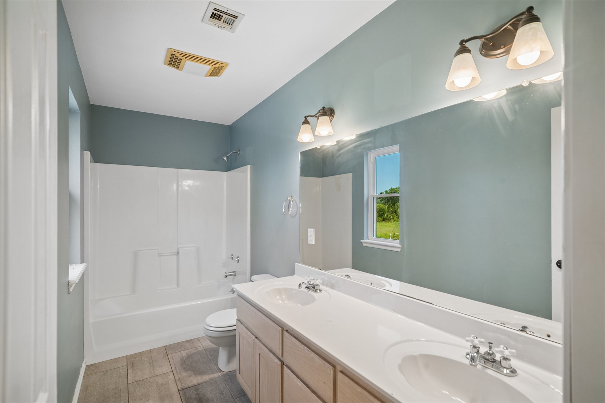 175 Alt 75 Street Mounds OK 74047