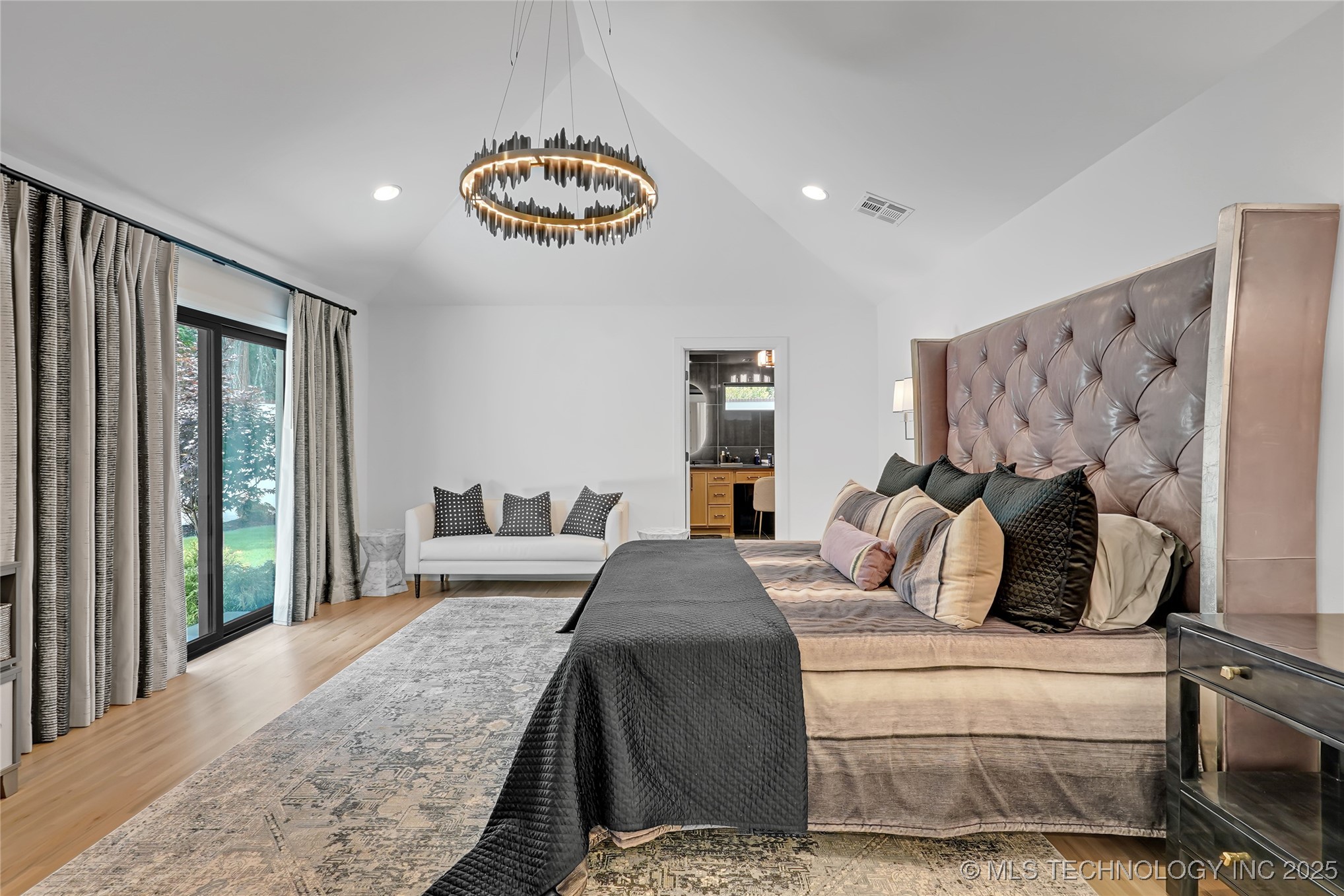 2227 E 26th Place Tulsa OK 74114
