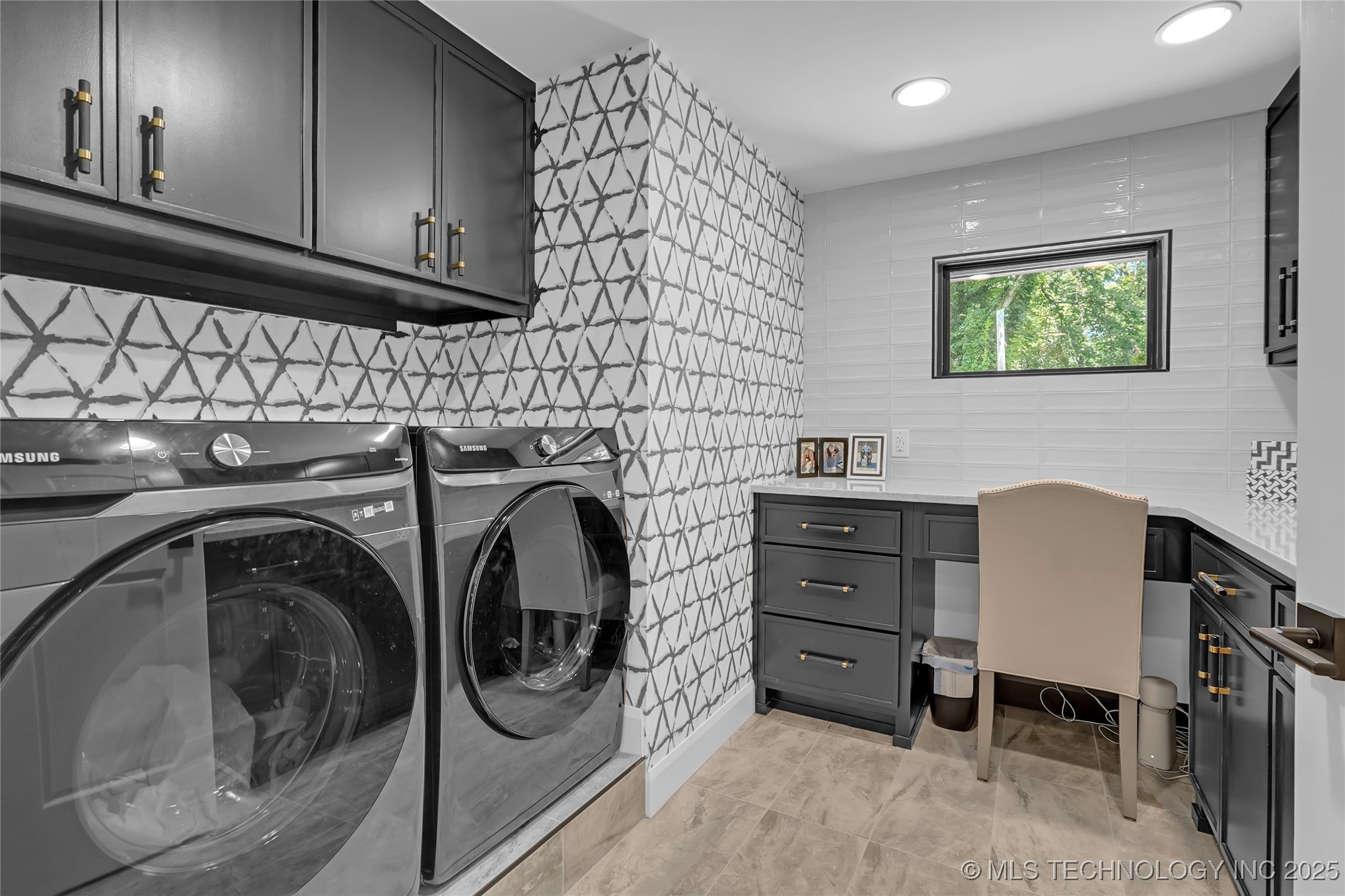 2227 E 26th Place Tulsa OK 74114