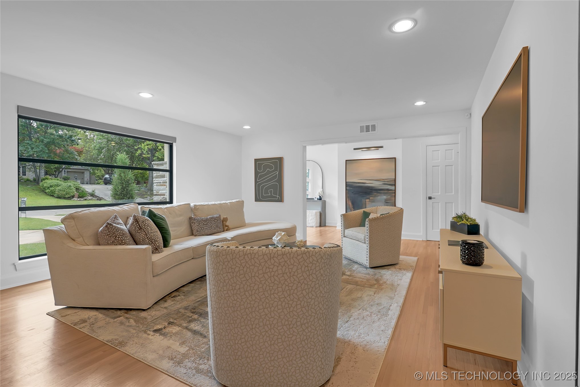 2227 E 26th Place Tulsa OK 74114