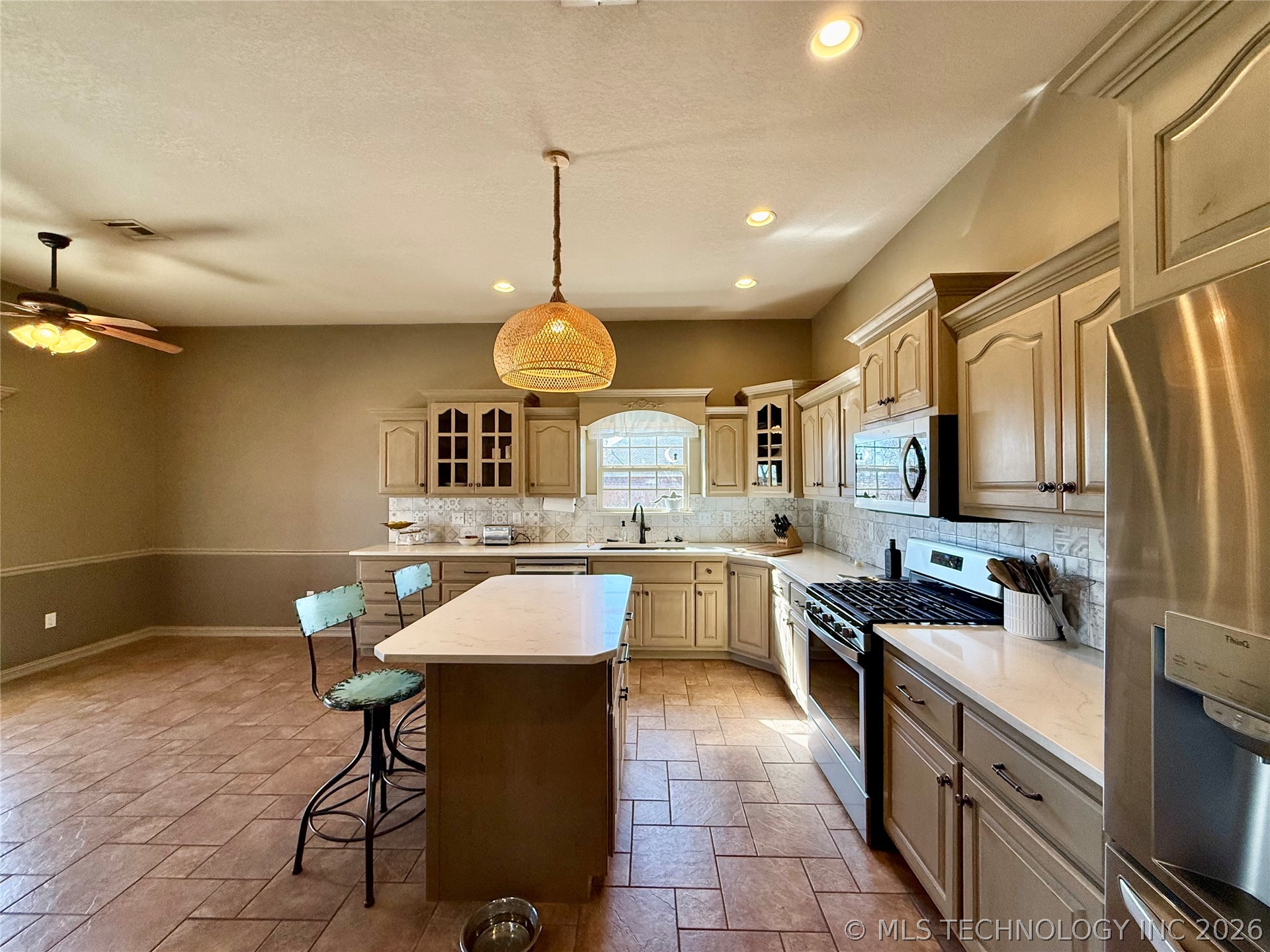 22095 Riverwood Drive Claremore OK 74019