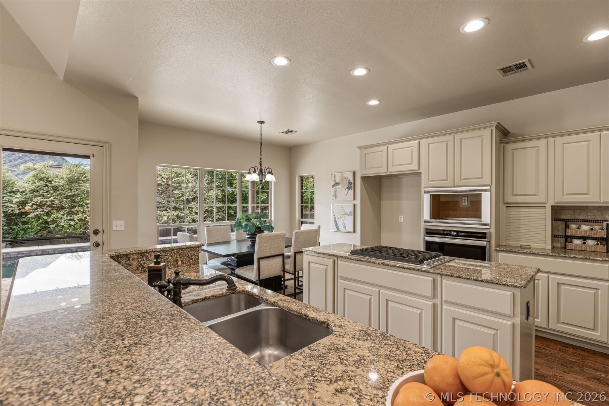 4031 W Roanoke Place Broken Arrow OK 74011